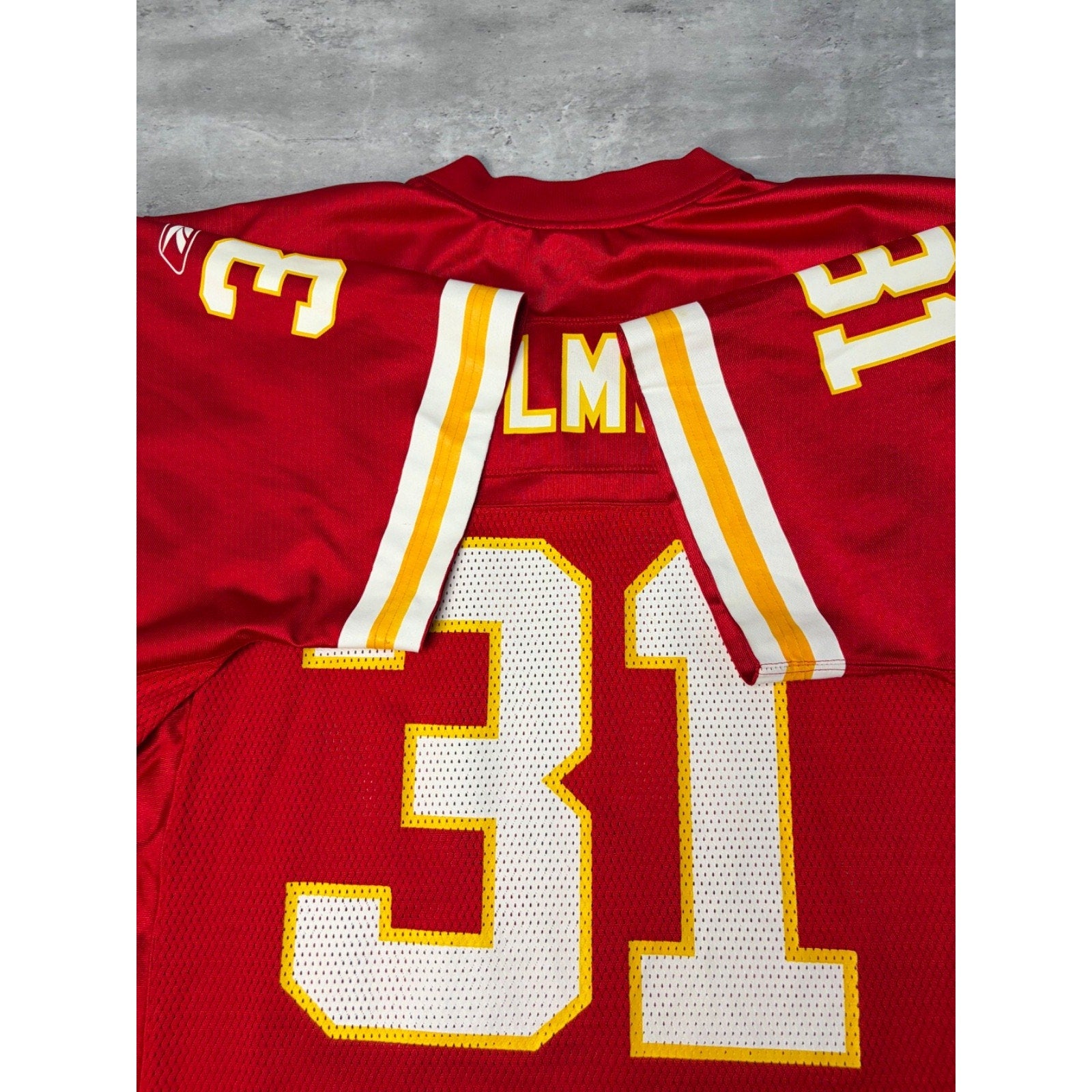 Vintage Priest Holmes #31 Kansas City Chiefs NFL Football Jersey Size Medium