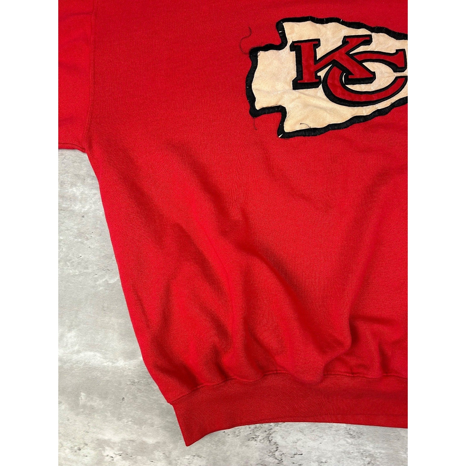 Vintage 90s Kansas City Chiefs NFL Embroidered Logo Starter Sweatshirt Size XL