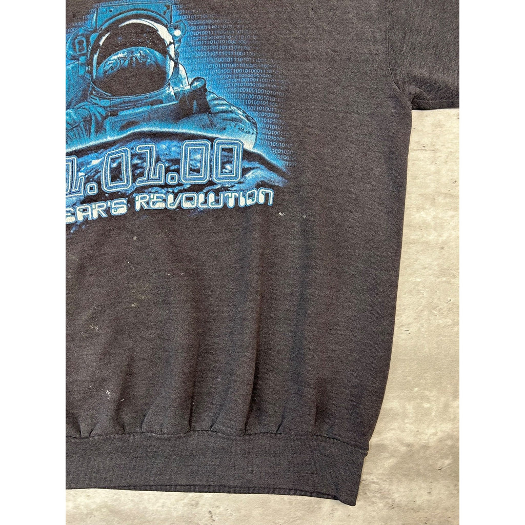 Vintage 2000 New Years Revolution Astronaut Graphic Sweatshirt Size Large