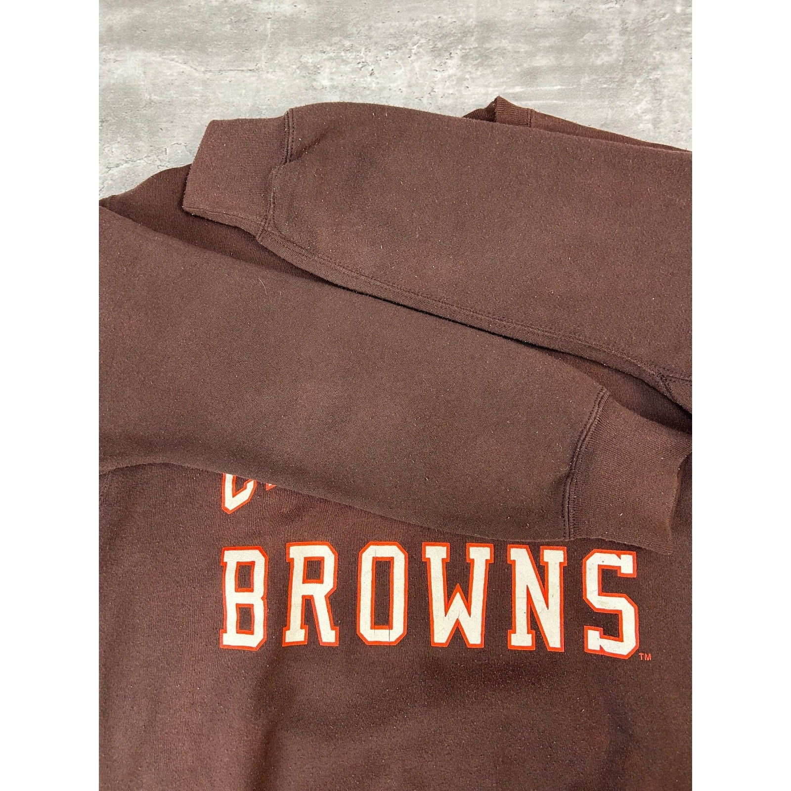 Vintage 90s Cleveland Browns NFL Spellout Graphic Football Sweatshirt Sz Medium
