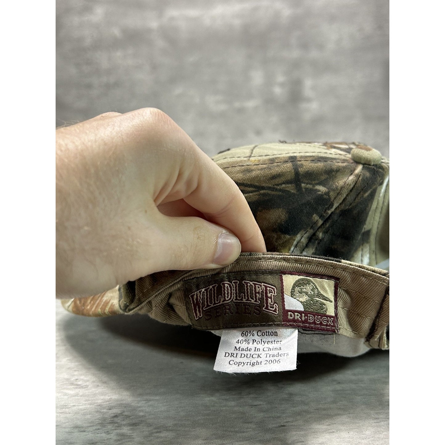 Vintage Realtree Camo Embroidered Deer Hunting Strapback Hat OSFA