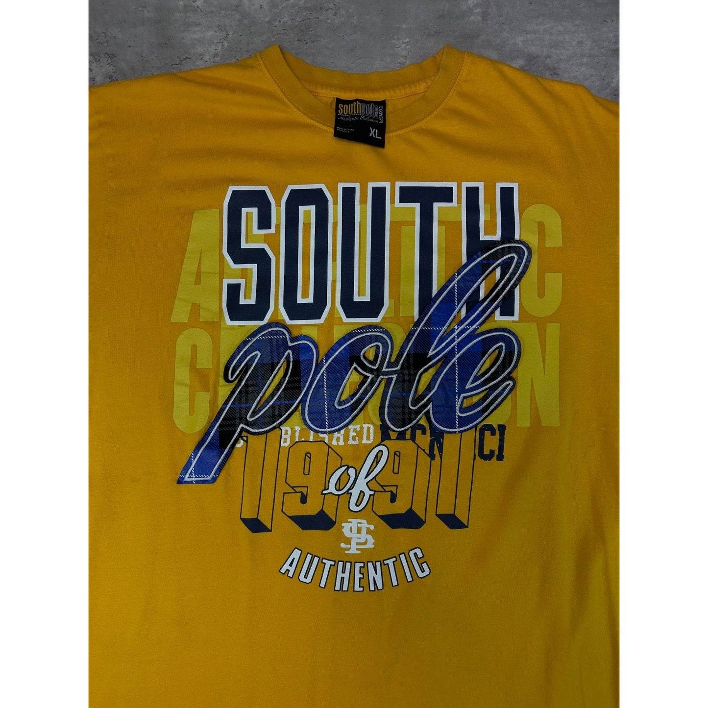 Vintage Y2K Southpole Graphic Spellout T-Shirt Size XL Yellow