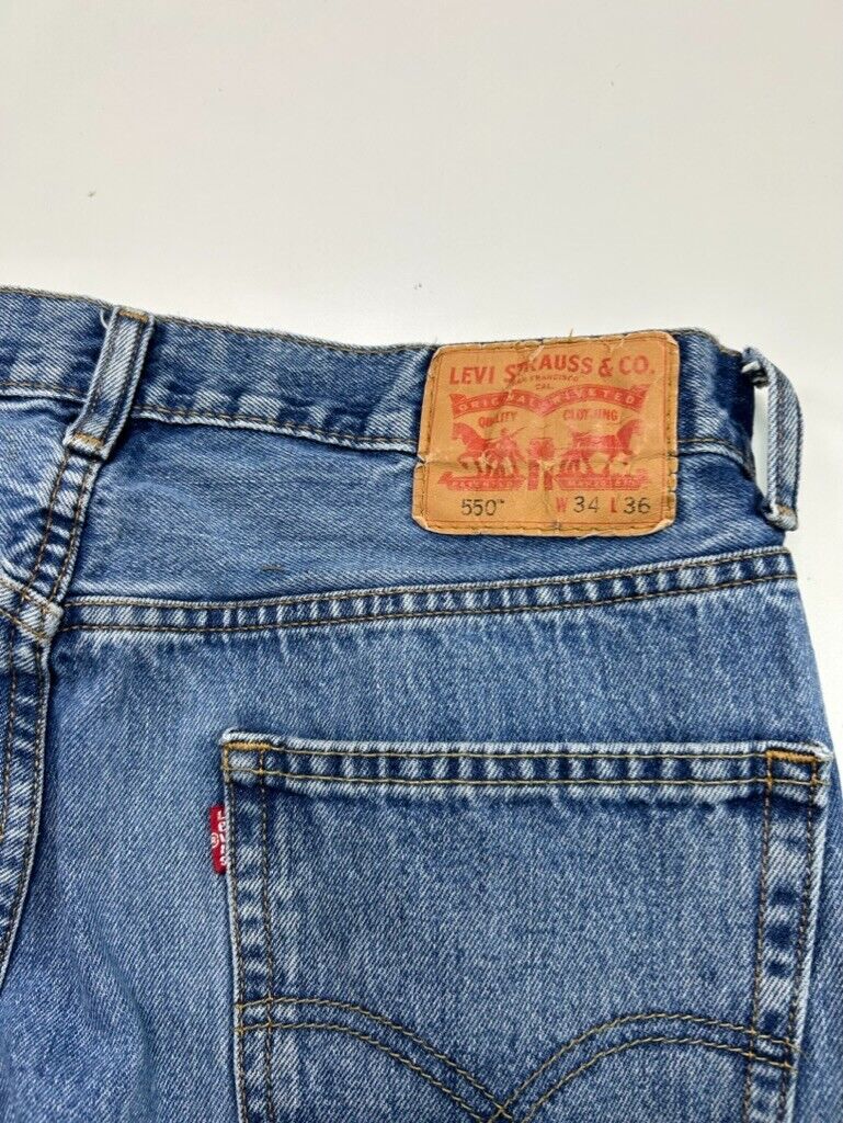 Vintage Levis 550 Red Tab Medium Wash Denim Pants Size 33