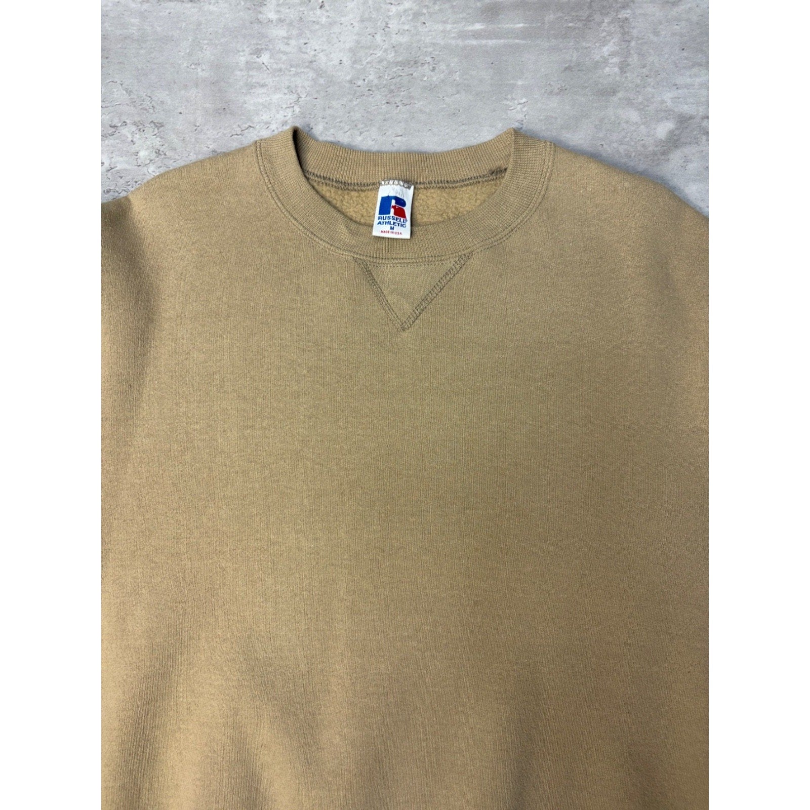 Vintage Black Russell Athletics Earth Tone Sweatshirt Size Medium