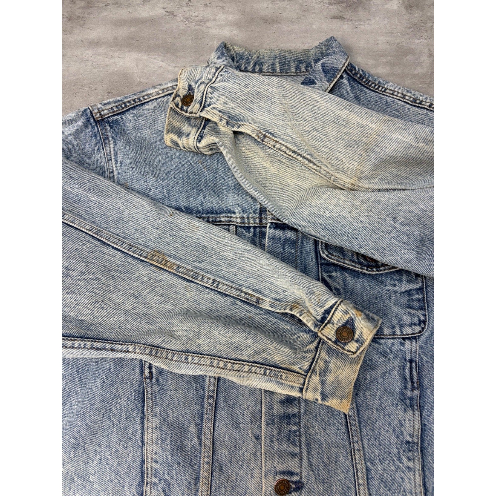 Vintage 90s Gap Denim Light Wash Denim Trucker Jacket Size Medium