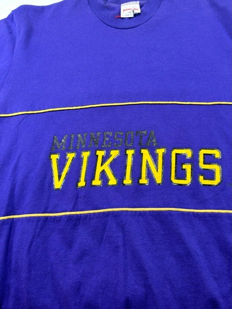 Vintage 90s Minnesota Vikings Graphic Spellout Heavyweight T-Shirt Size Large