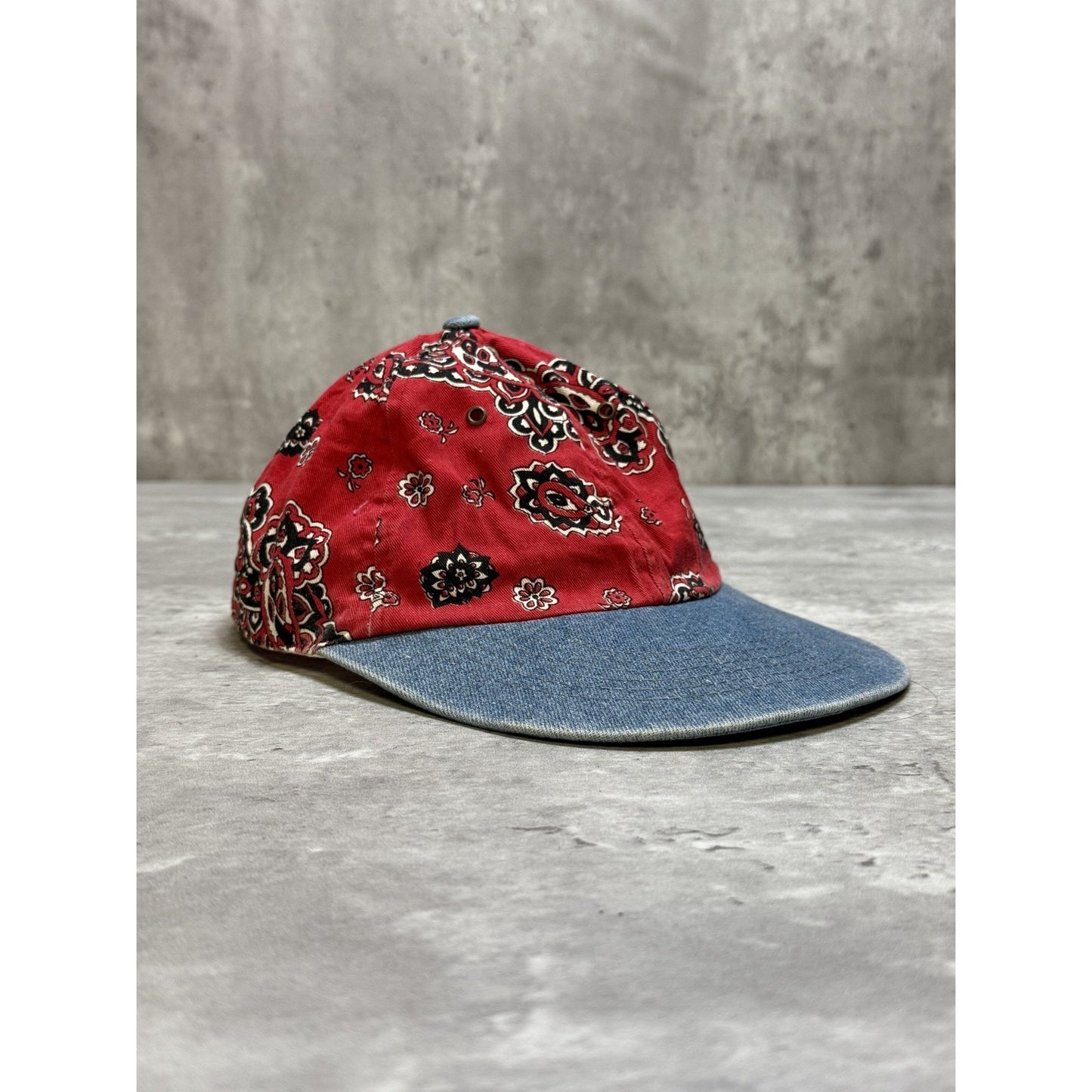 Vintage 90s Paisley Print Denim Brim Flexfit Hat OSFA