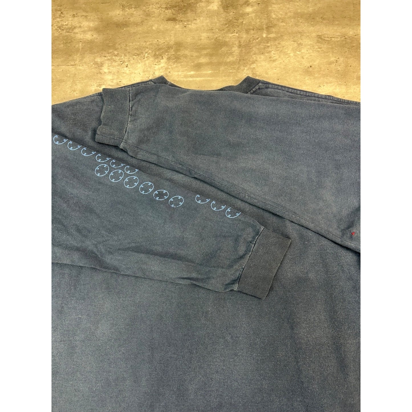 Vintage 2000s Nike Spellout Swoosh Long Sleeve T-Shirt Size XL Blue