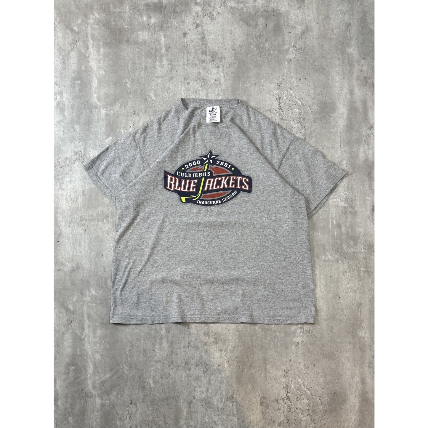 Vintage 2001 Columbus Blue Jackets NHL Inaugural Season Graphic T-Shirt Sz Large