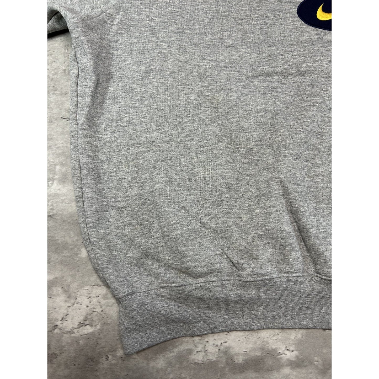 Vintage 90s Michigan Wolverines NCAA Embroidered Nike Swoosh Sweatshirt Size XL