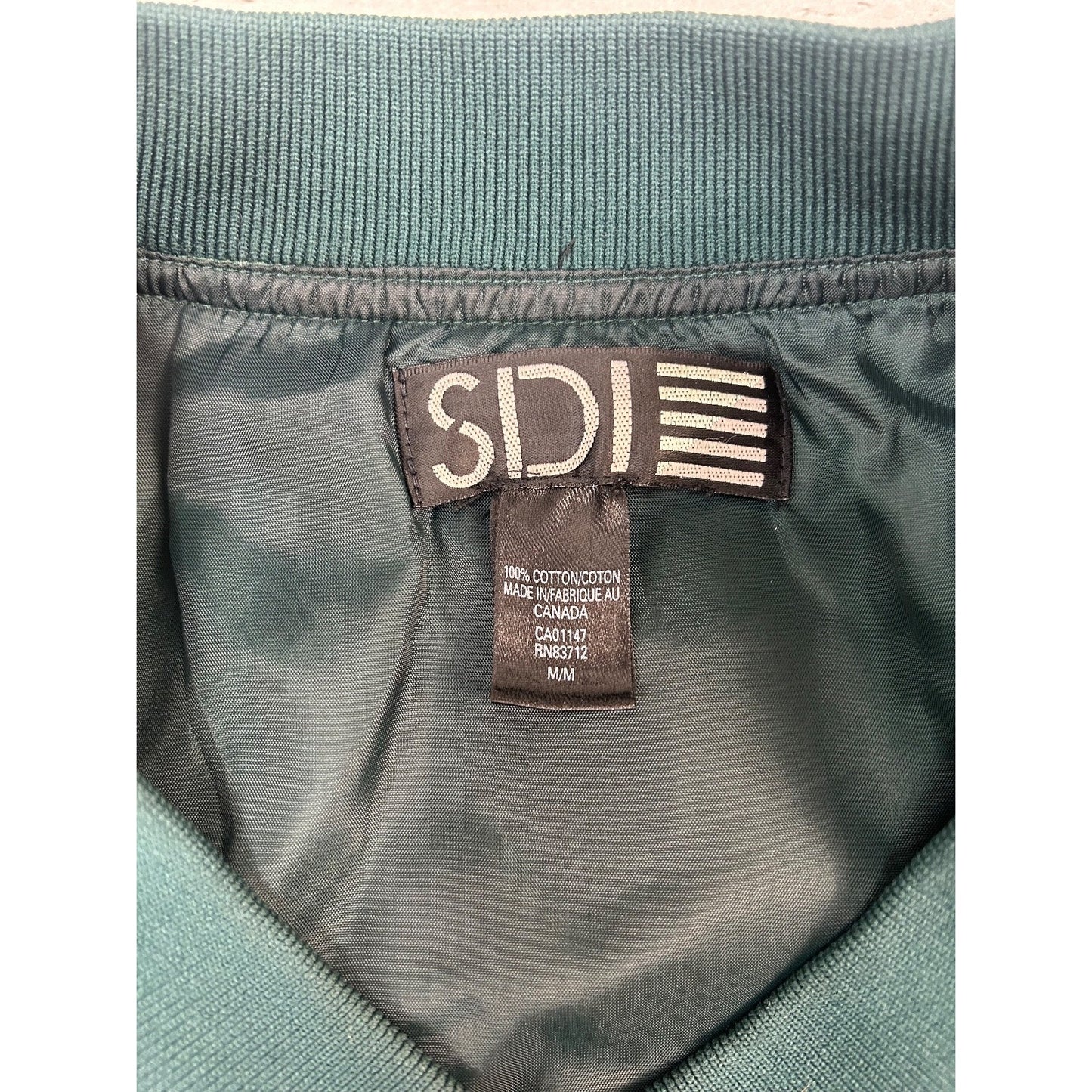 Vintage Kingsville Golf & C.C. Nylon Pullover Windbreaker Jacket Size Medium