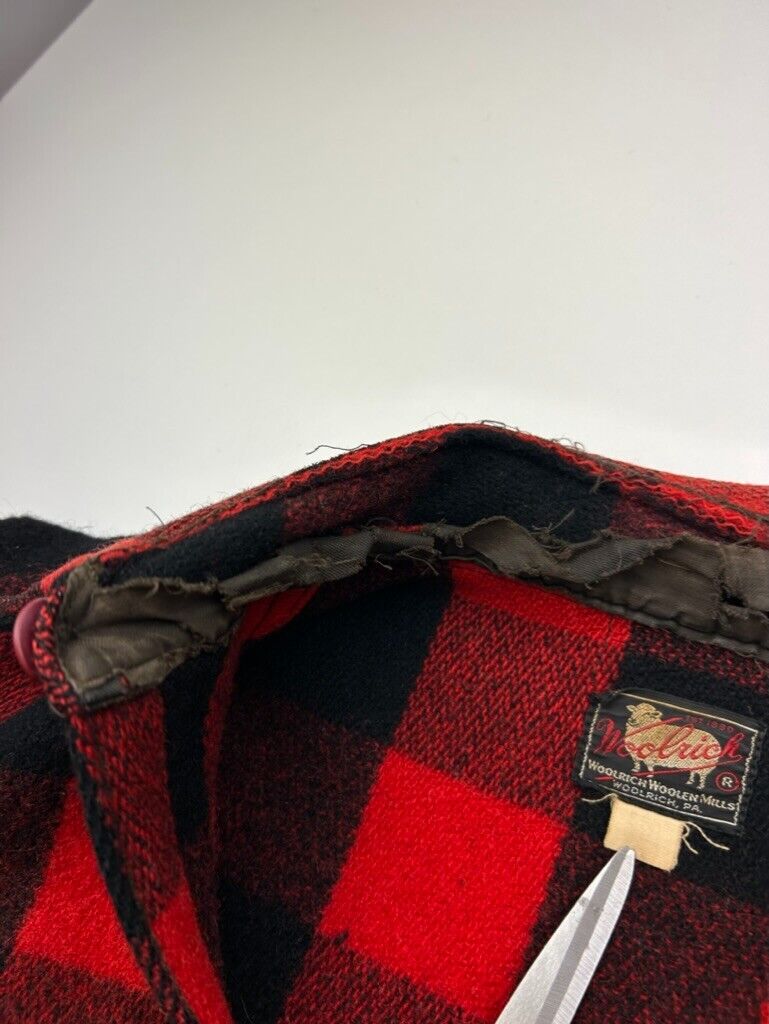 Vintage 60s Woolrich Buffalo Plaid Double Pocket Button Up Shirt Size Medium