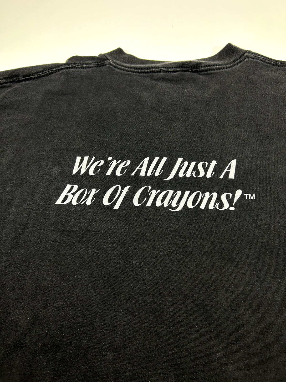 Vintage 1992 We're All Just A Box Of Crayons Art Graphic T-Shirt Size XL 90s