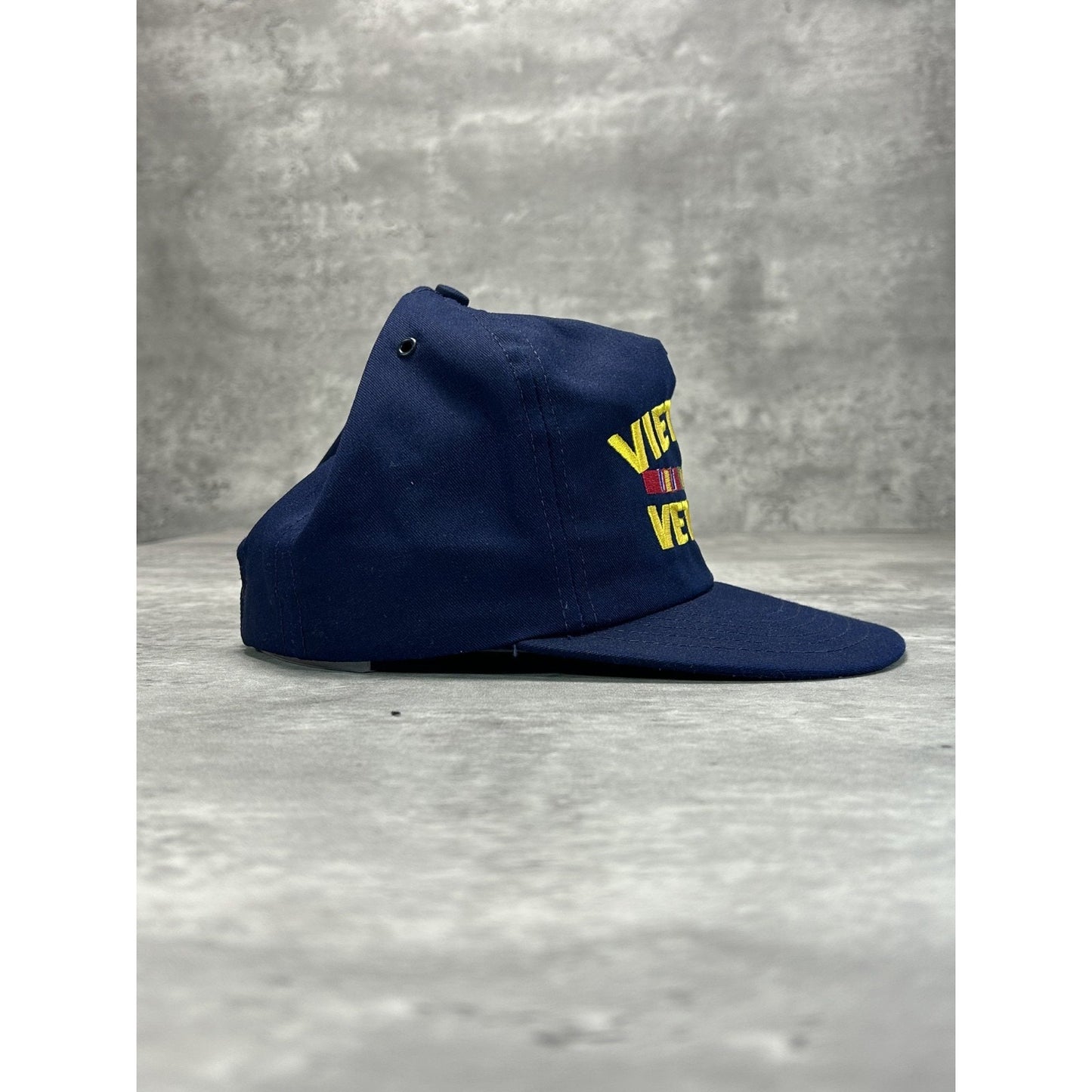Vintage 80s/90s Vietnam Veteran Embroidered Patch Snapback Hat OSFA
