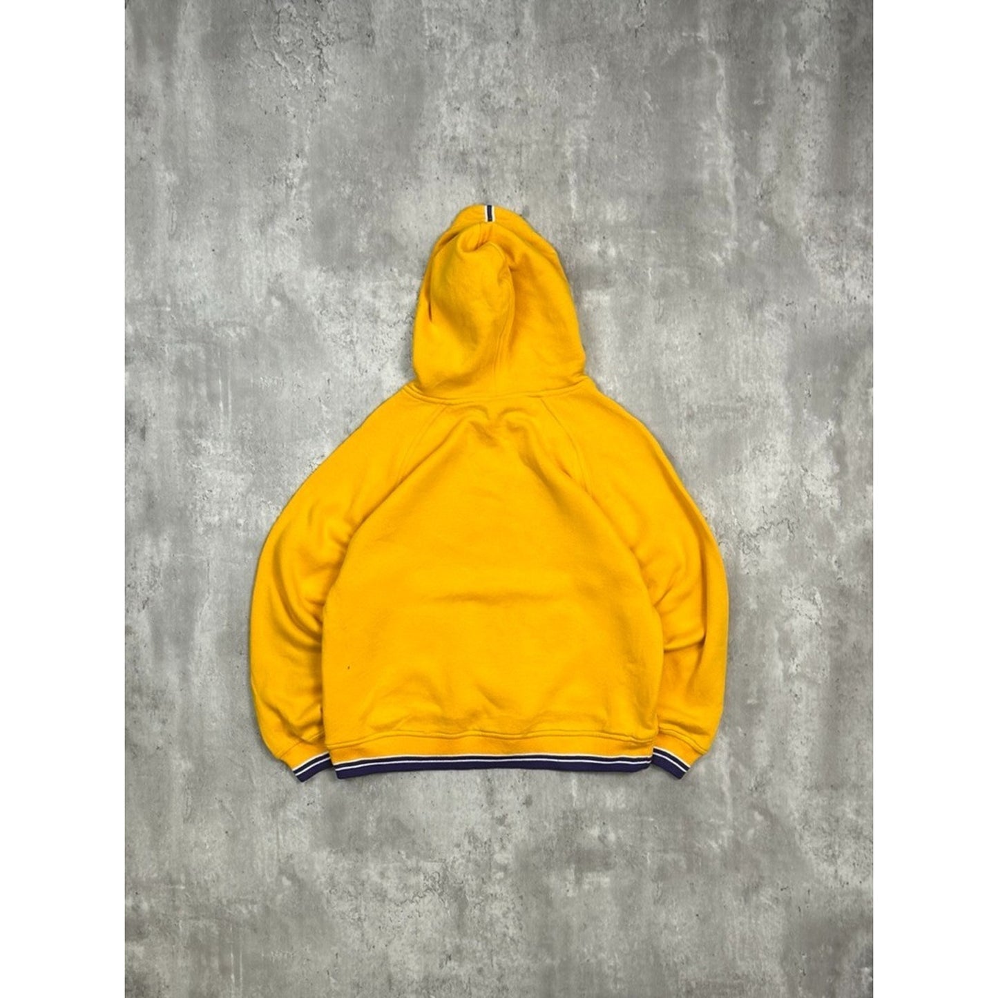 Vintage Los Angeles Lakers NBA Embroidered Nike Middle Swoosh Sweatshirt YOUTH M