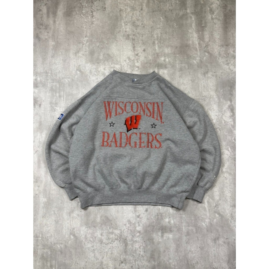 Vintage 90s Wisconsin Badgers NCAA Embroidered Logo Spellout Sweatshirt Size XL