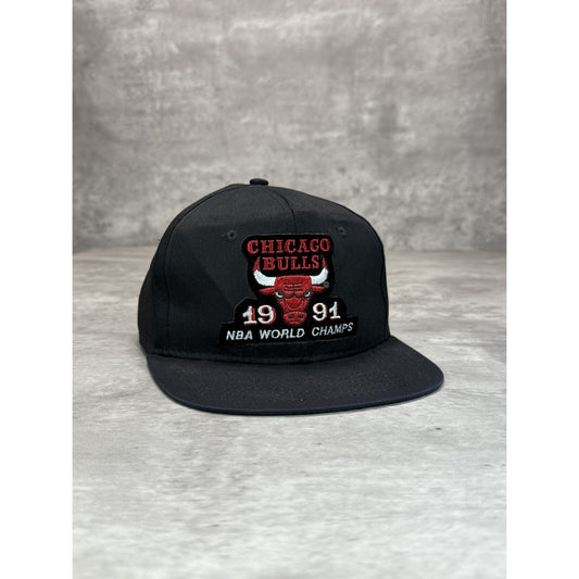 Vintage 1991 Chicago Bulls NBA World Champions Embroidered Snapback Hat OSFA