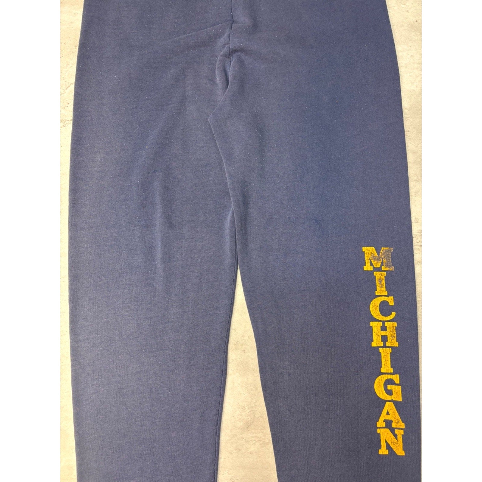 Vintage 80s Michigan Wolverines NCAA Spellout Graphic Sweat Pants Size Large