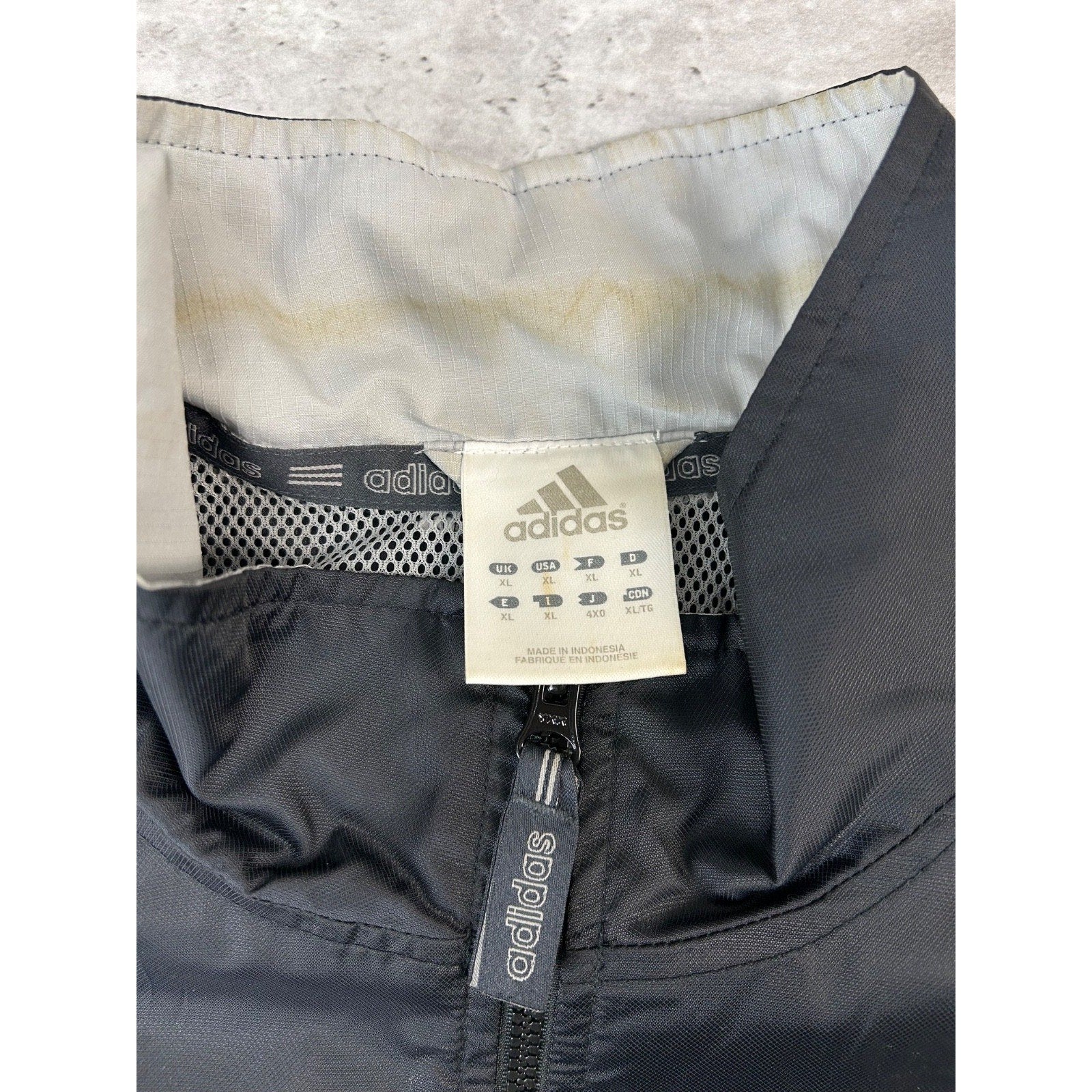 Vintage Adidas Embroidered Logo Nylon Full Zip Windbreaker Jacket Size XL