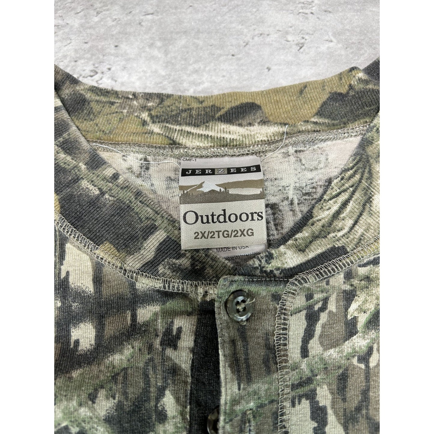 Vintage Jerzees Outdoors Mossy Oak Tree Camo 1/4 Button Hunting T-Shirt Sz 2XL