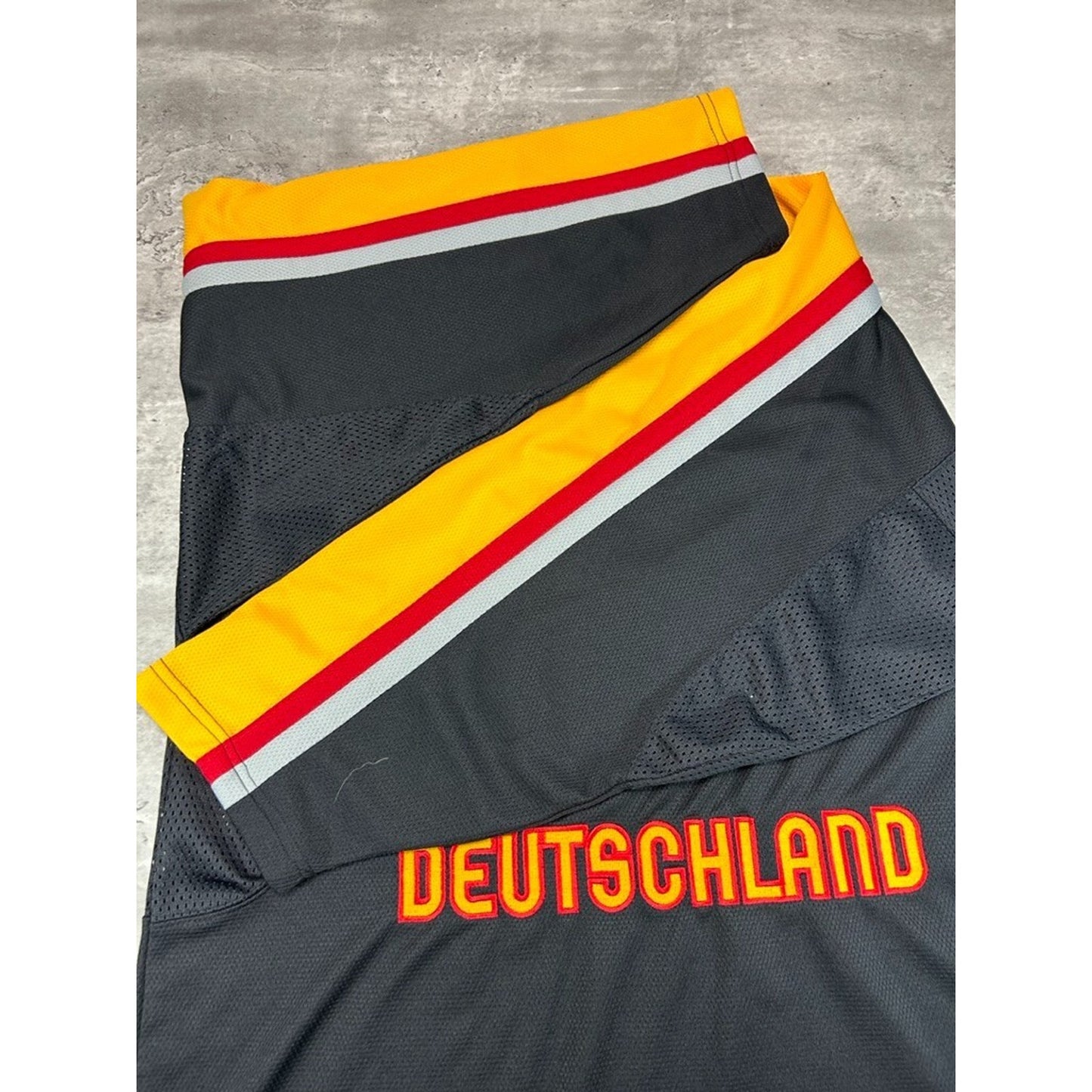 Vintage Germany Deutschland Nike Team Embroidered Hockey Jersey Size Large