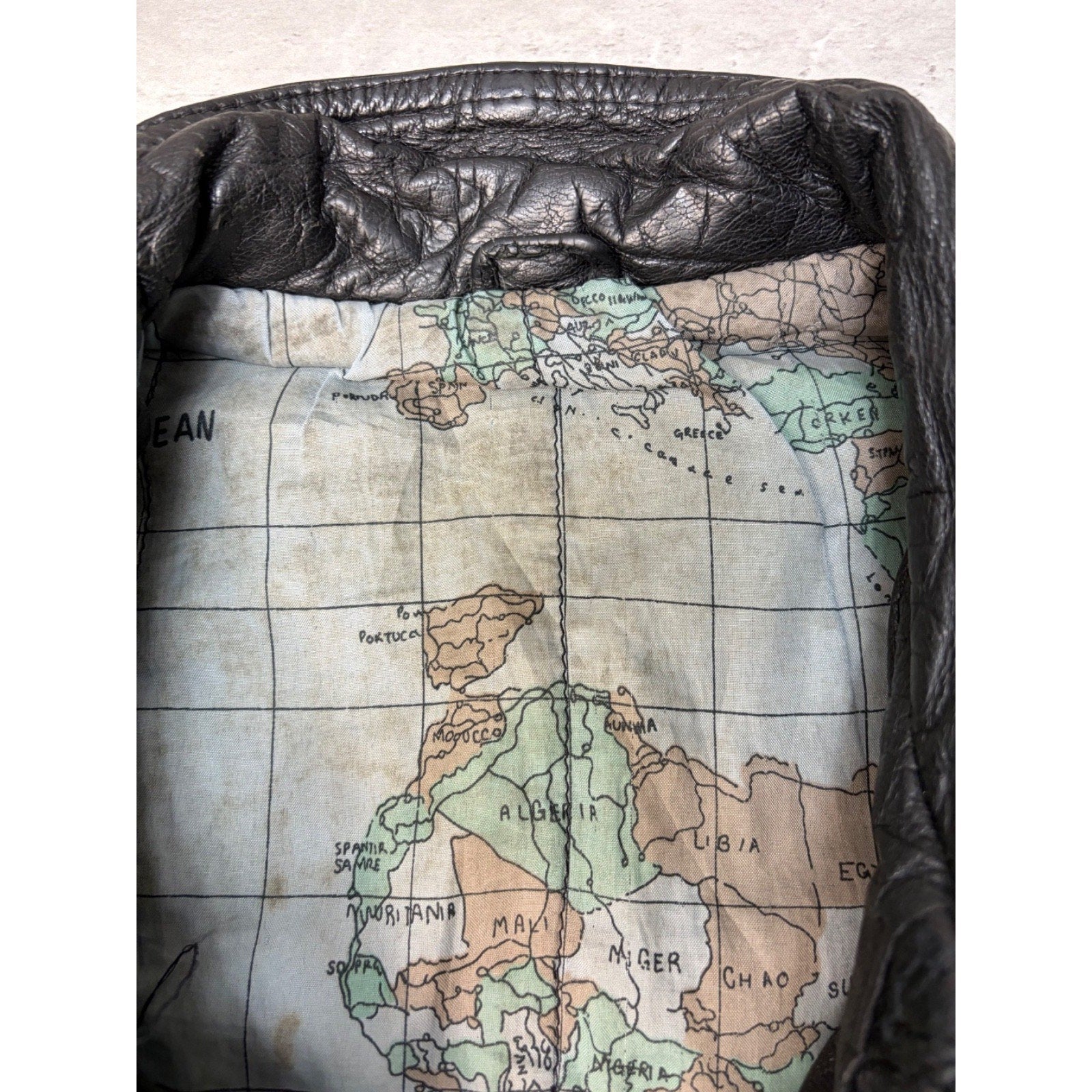 Vintage Leather Globe Pattern Lined Full Zip Bomber Jacket Size XL
