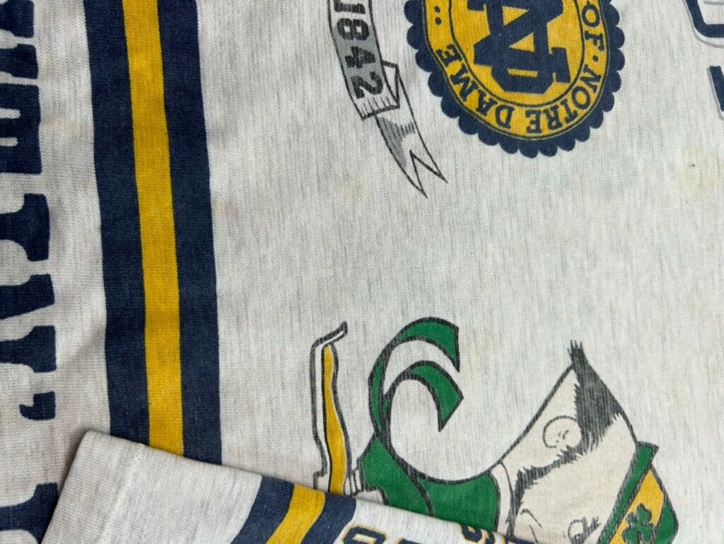 Vintage 90s Notre Dame Fighting Irish NCAA 3/4 Sleeve AOP T-Shirt Size XL Gray