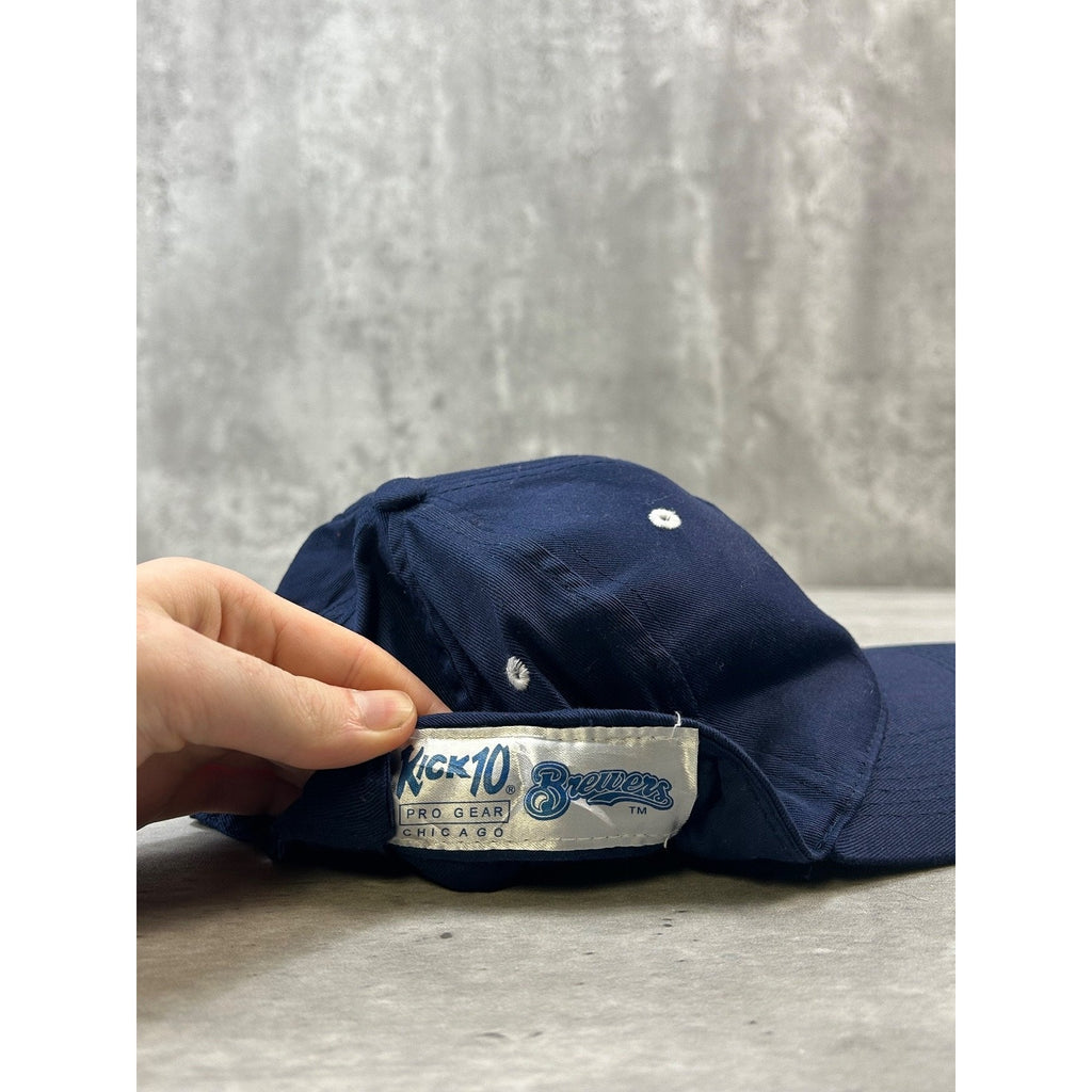 Vintage Milwaukee Brewers MLB Embroidered Logo Baseball Snapback Hat OSFA