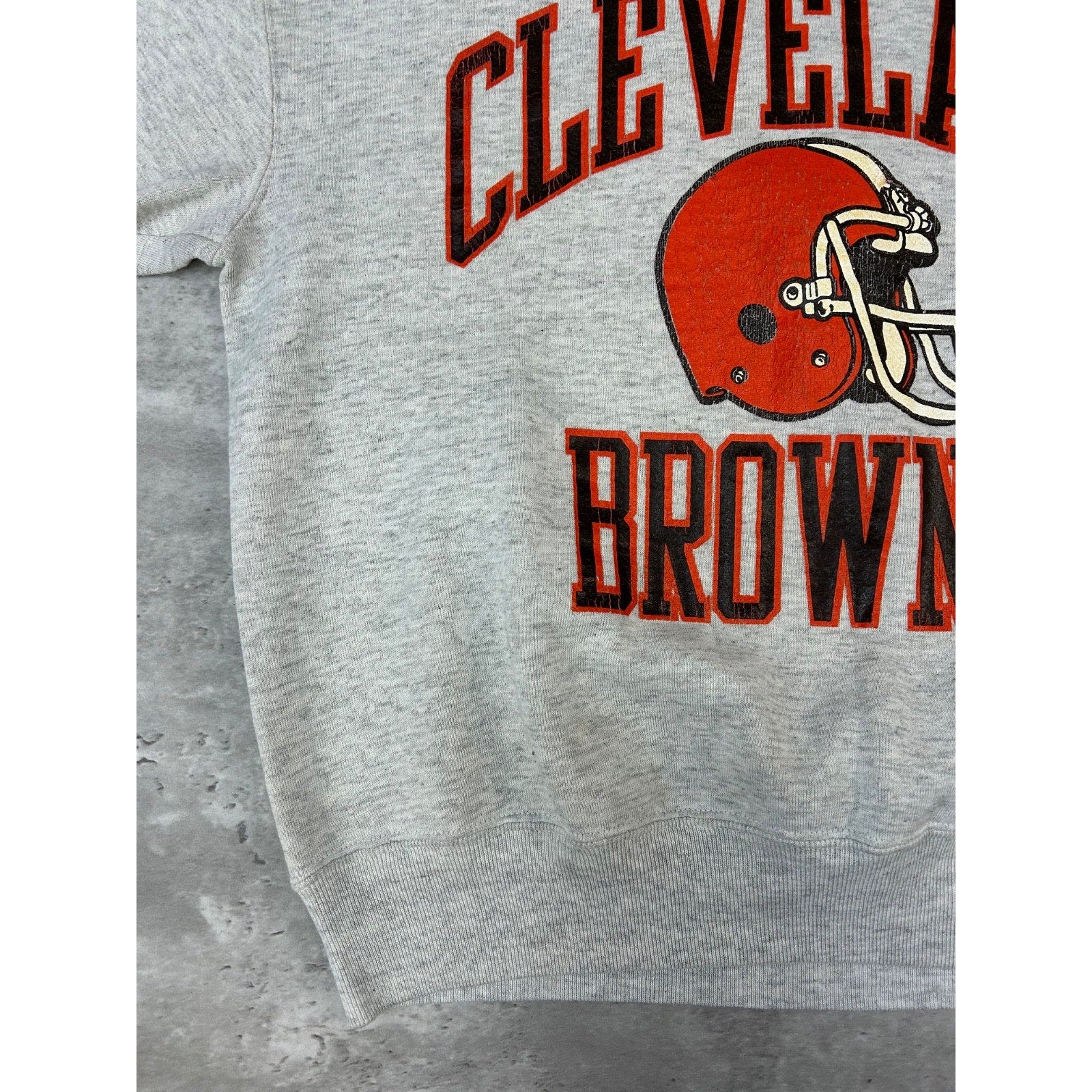 Vintage 90s Cleveland Browns NFL Graphic Spellout Football Sweatshirt Sz Medium