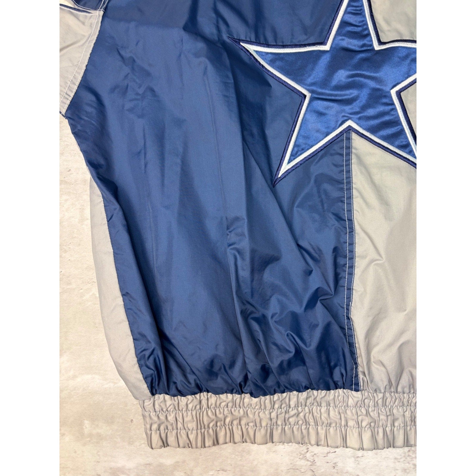 Vintage Dallas Cowboys NFL Pro PlayerEmbroidered Logo Jacket Size XL