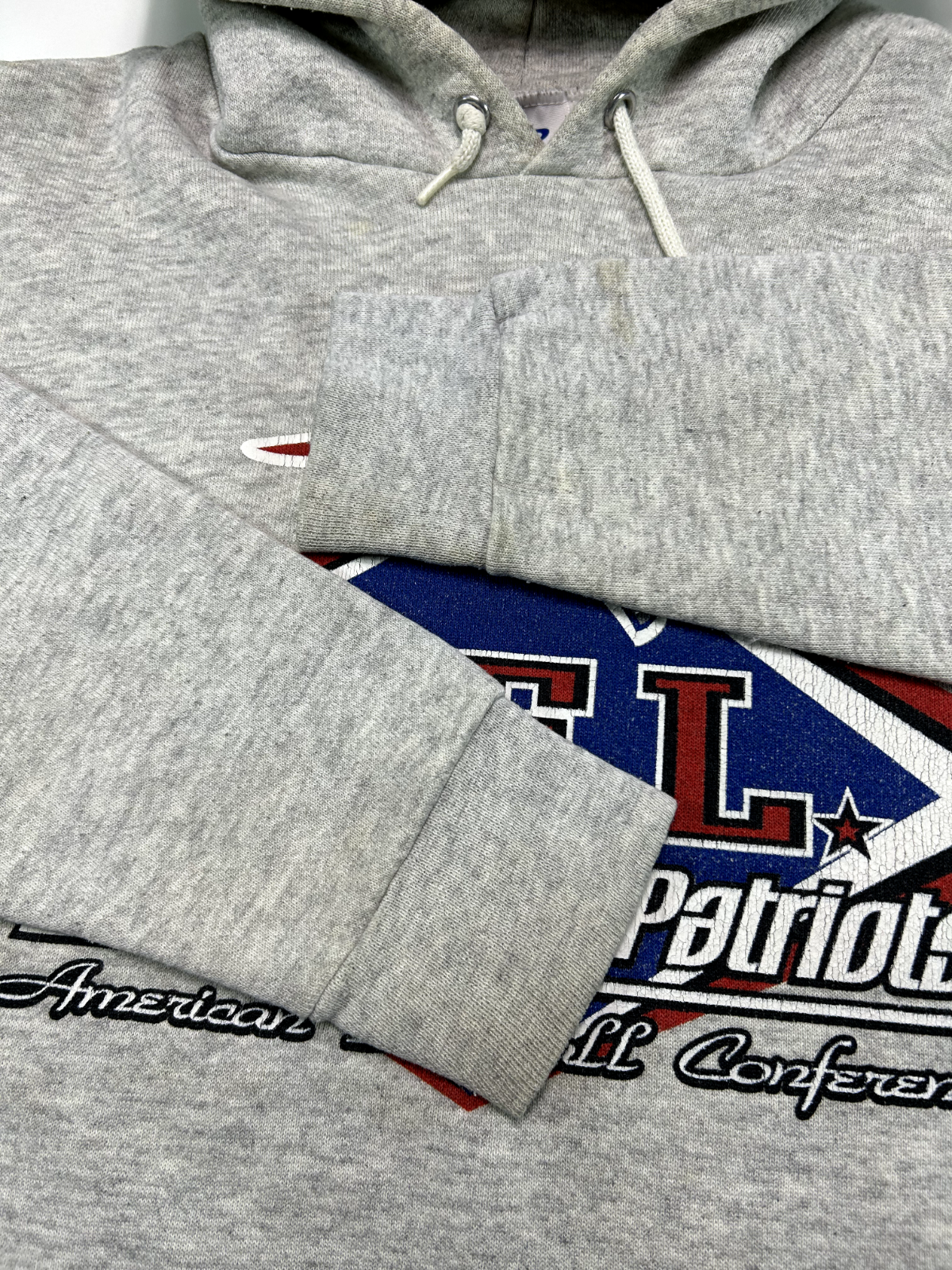 Vintage 90s New England Patriots NFL Graphic Hooded Sweatshirt Size Medium Gray