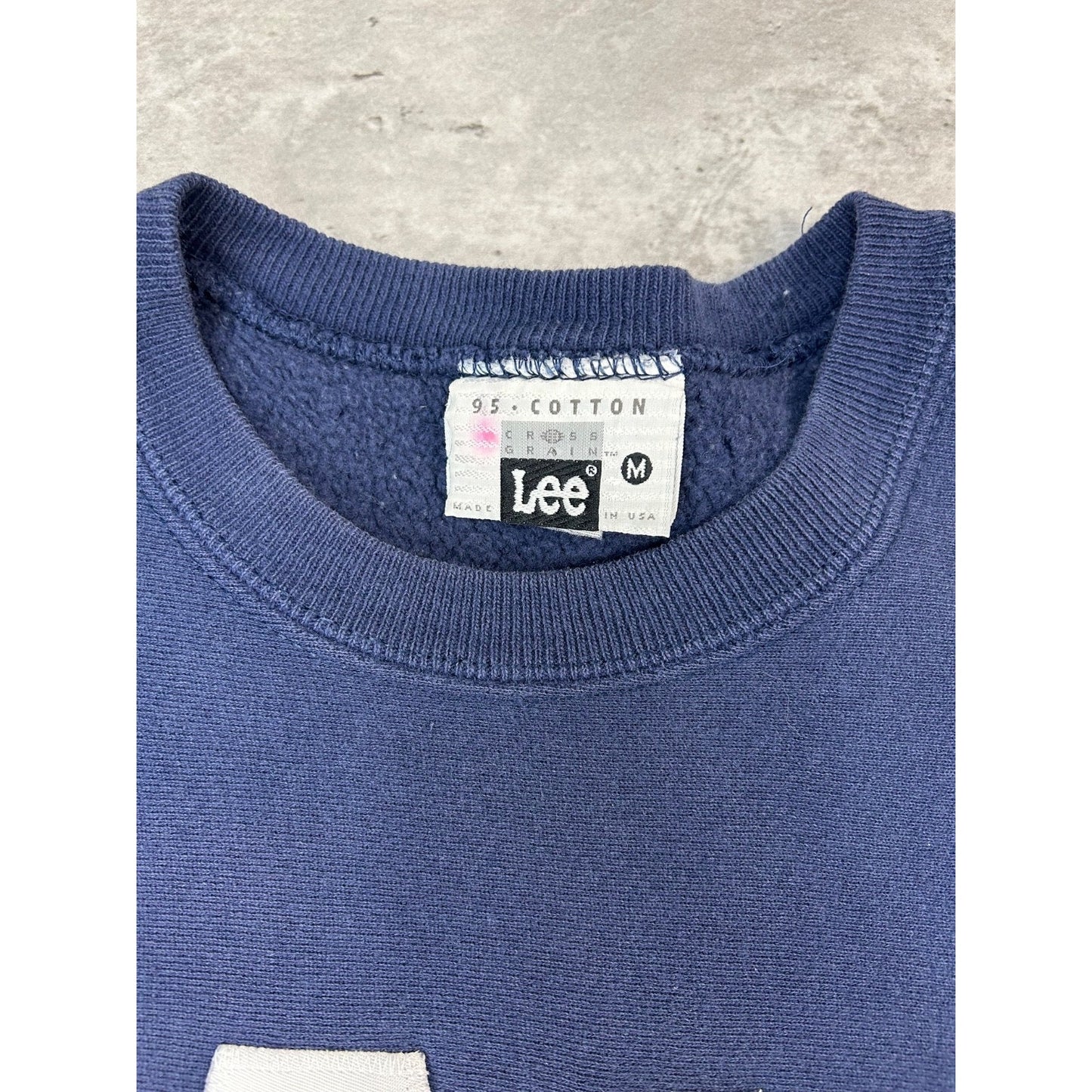 Vintage 90s Yale Bulldogs NCAA Embroidered Spellout Sweatshirt Size Medium