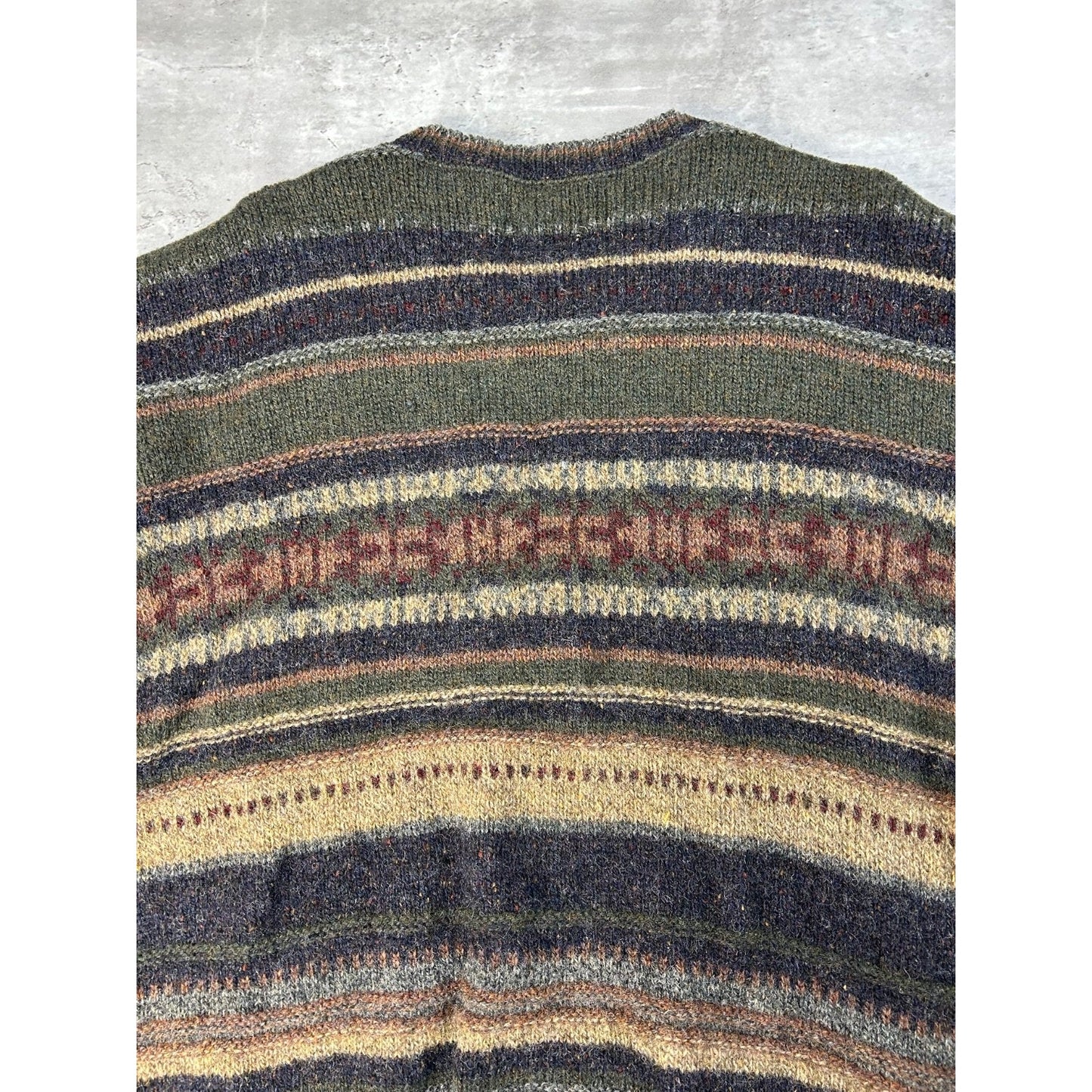 Vintage Woolrich Abstract Striped Print Pullover Knit Sweater Size Large