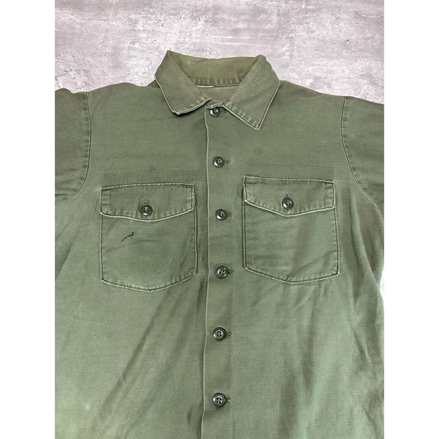 Vintage 1960s/1970s US Army OG 107 Military Long Sleeve Button Up Shirt Sz XL