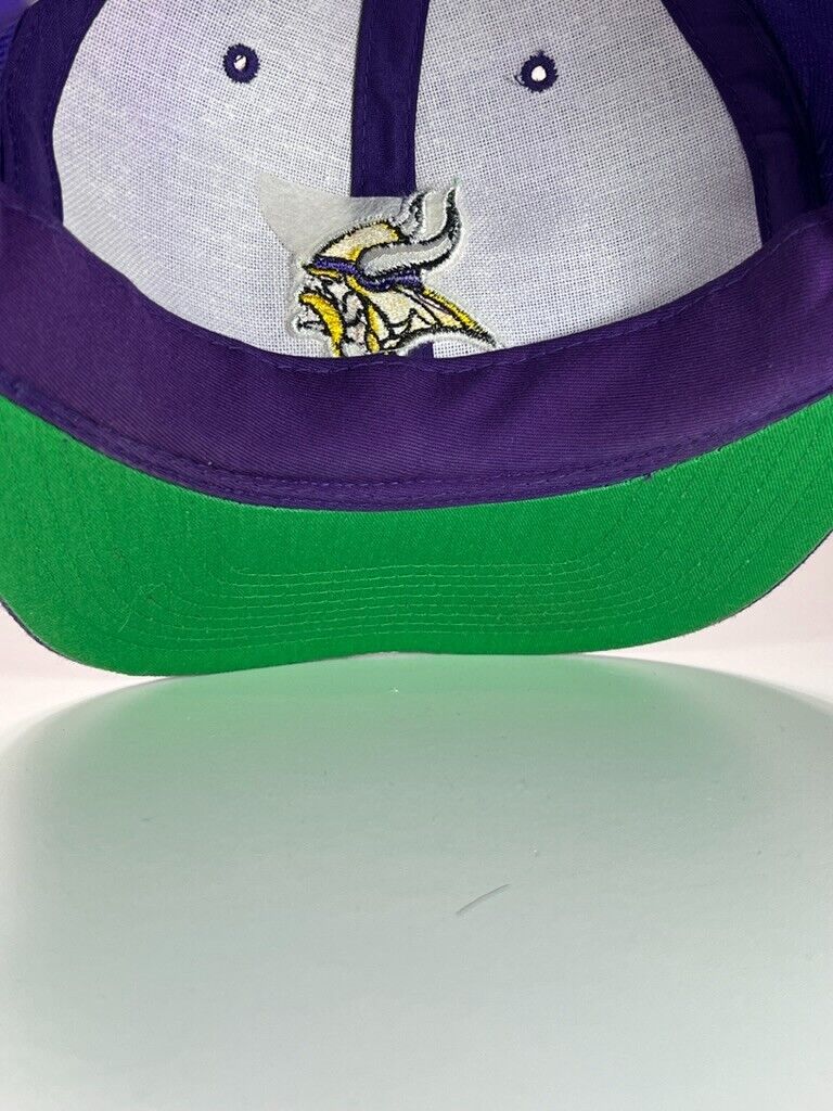 Vintage 90s Minnesota Vikings NFL Embroidered Logo Snapback Hat OSFA