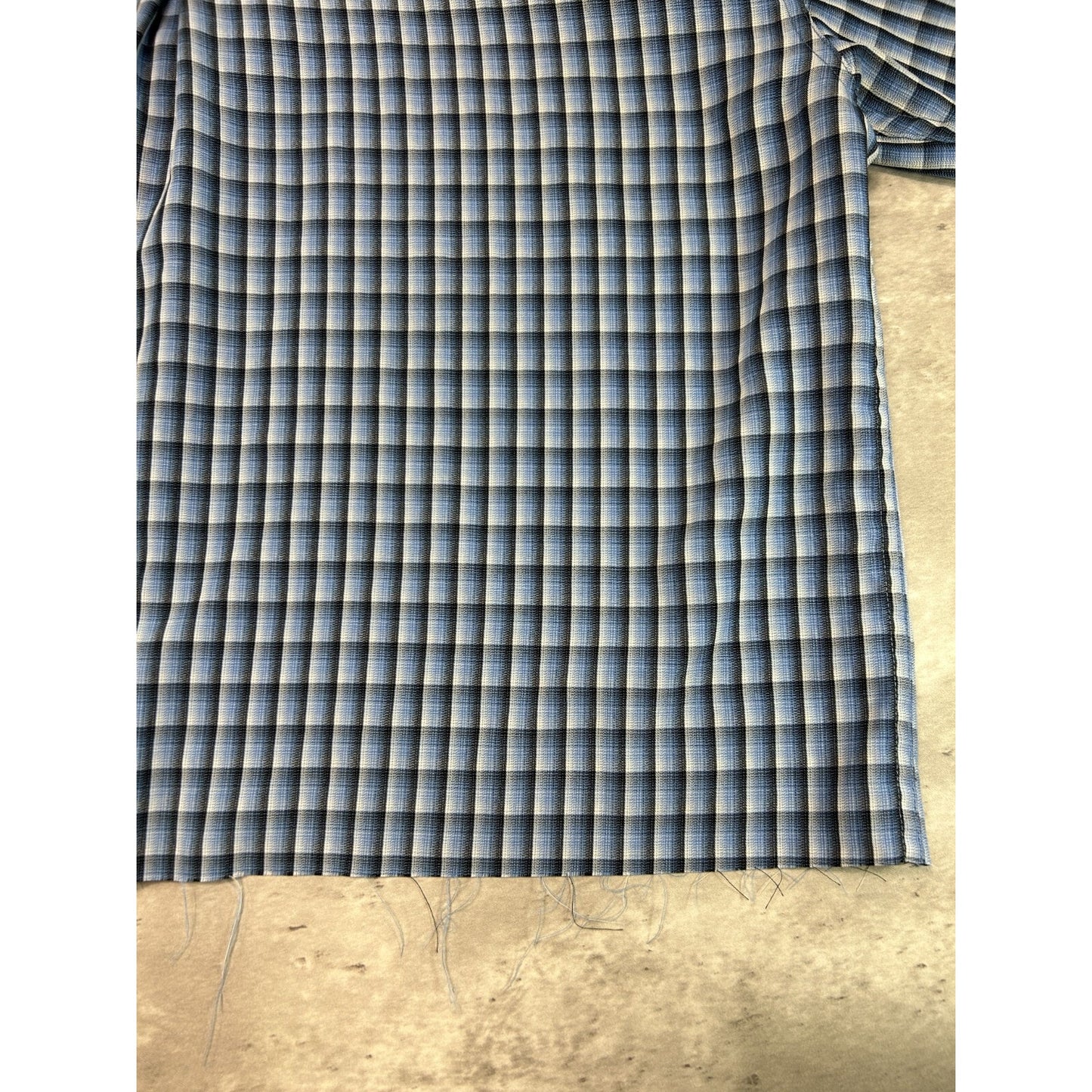 Vintage Designs Single Pocket Plaid Cropped Button Up Shirt Size XL Blue
