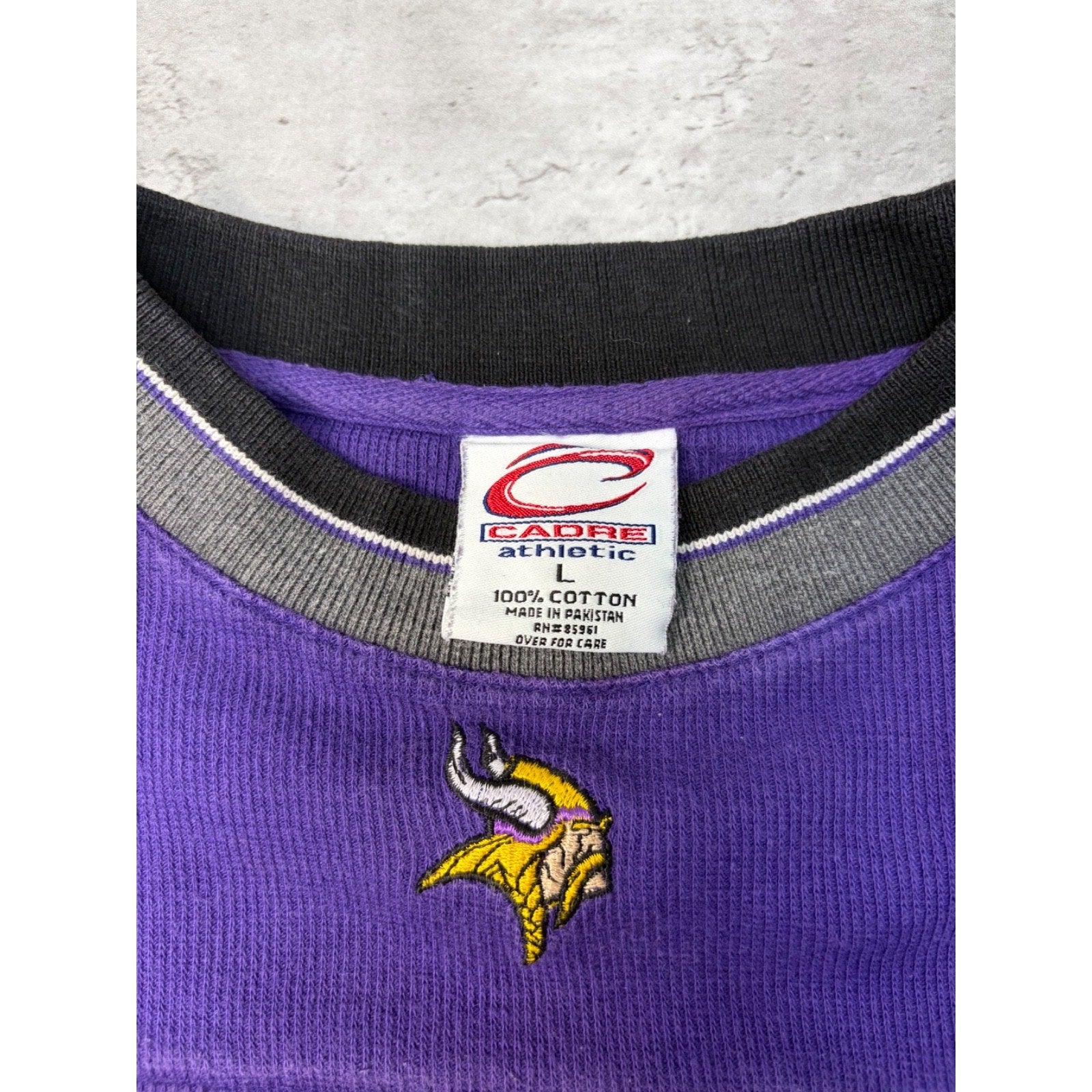 Vintage Minnesota Vikings NFL Embroidered Pullover Sweatshirt Size Large