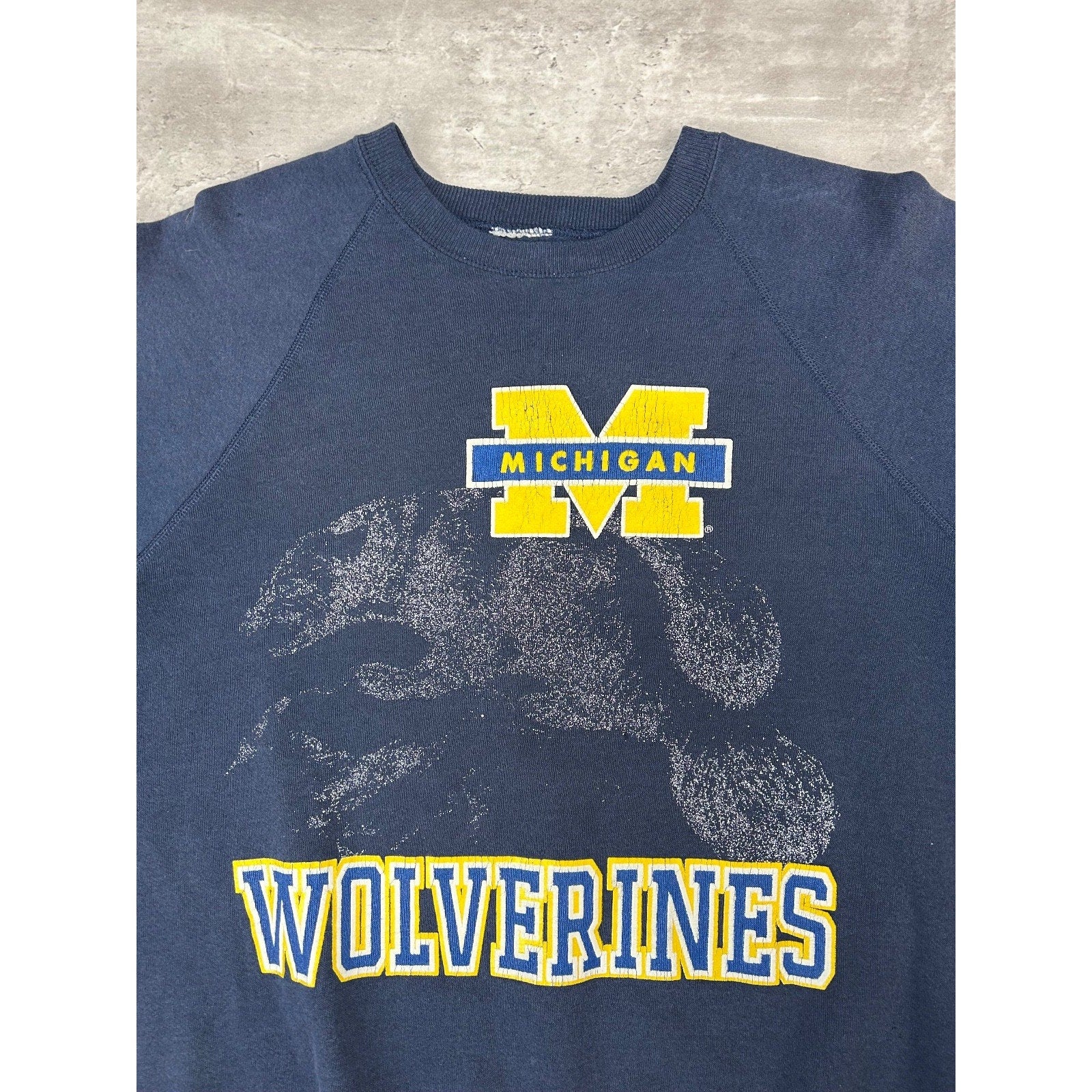 Vintage 90s Michigan Wolverines NCAA Collegiate Graphic Sweatshirt Size Large