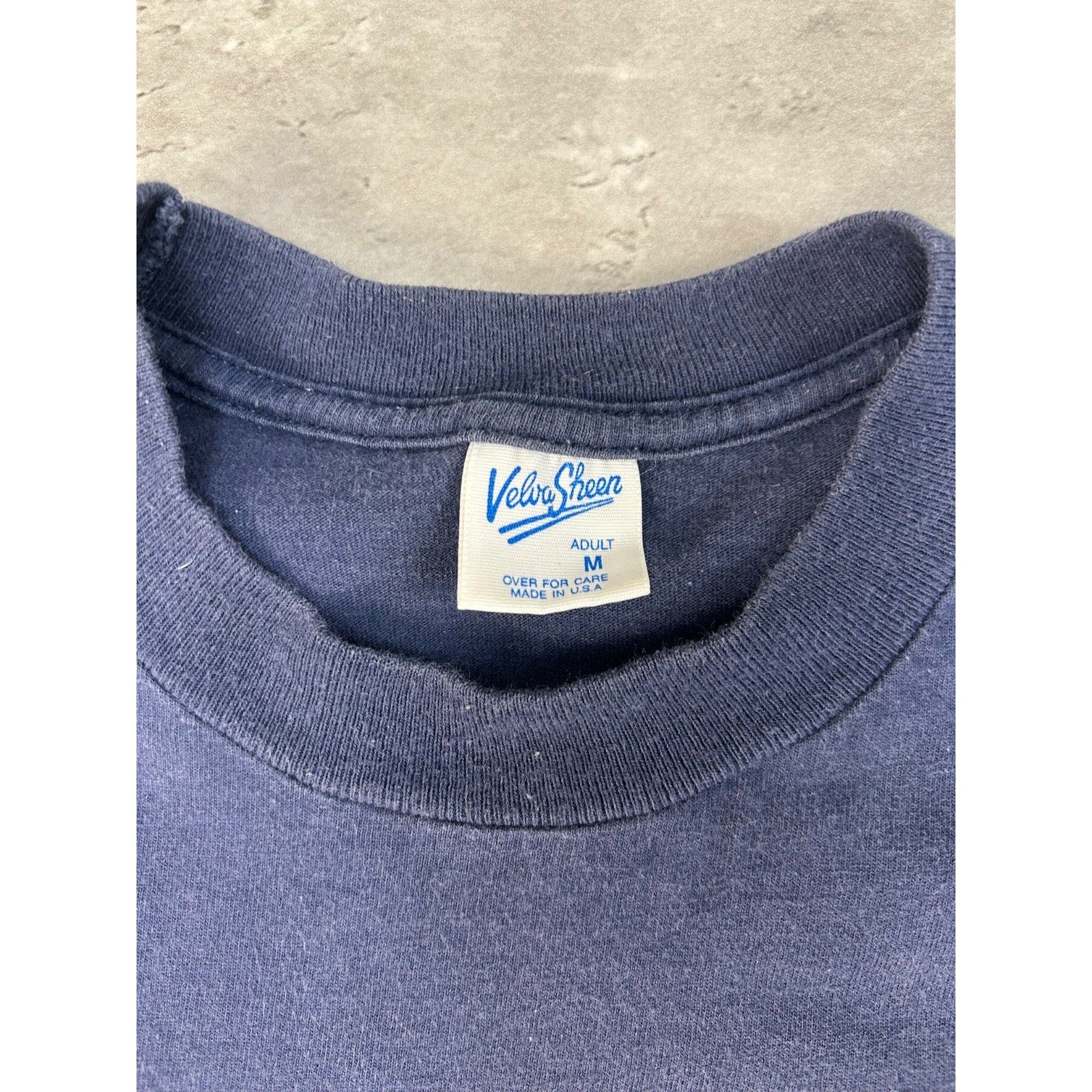 Vintage 1995 Penn State Nittany Lions NCAA Looney Tunes Taz T-Shirt Size Medium