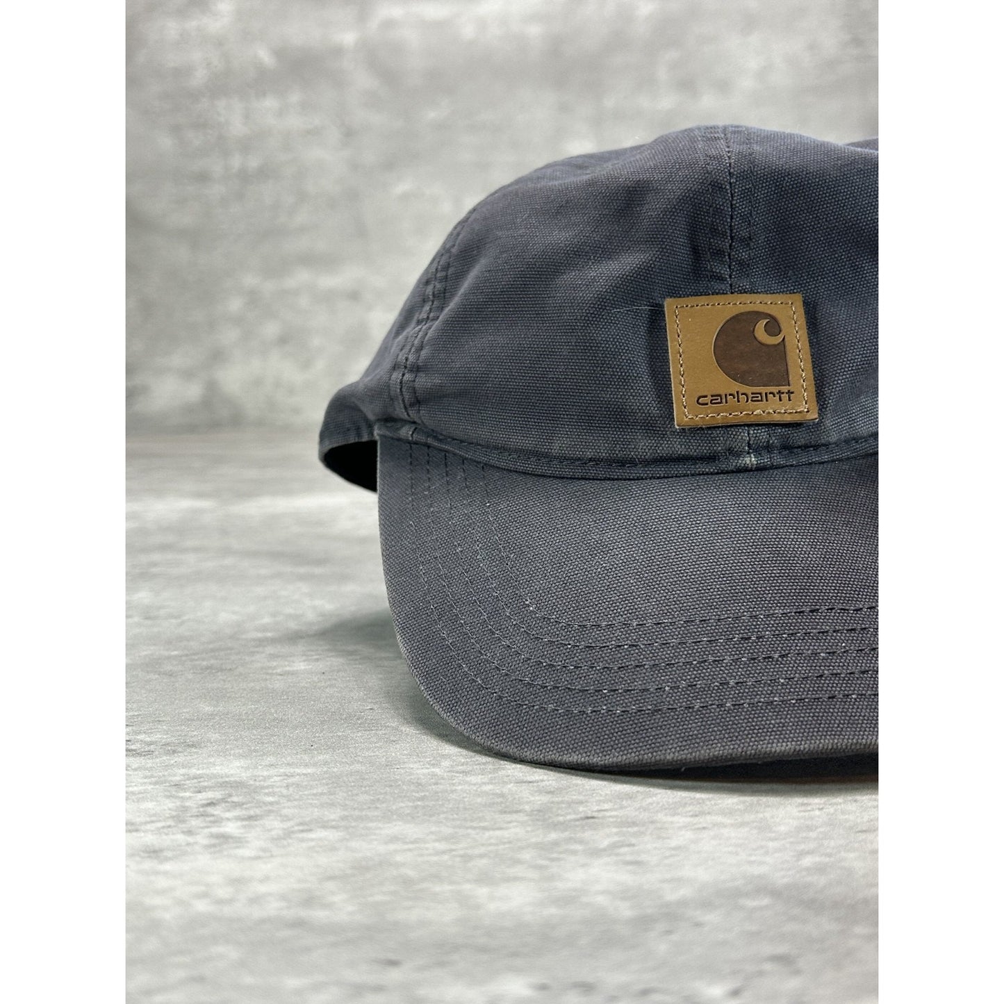 Vintage Carhartt Embroidered Patch Workwear Strapback Hat OSFA Gray