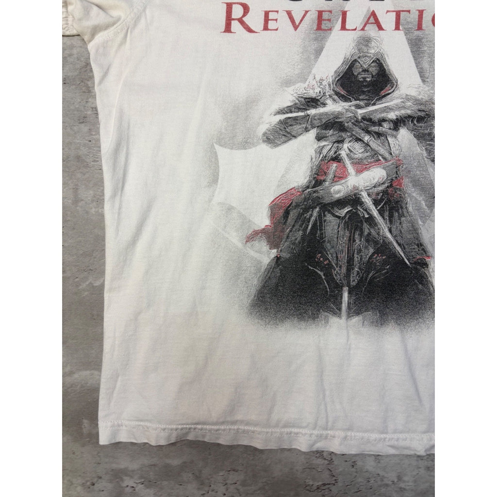 Assassins Creed Revelations Video Game Promo White Graphic T-Shirt Size Large
