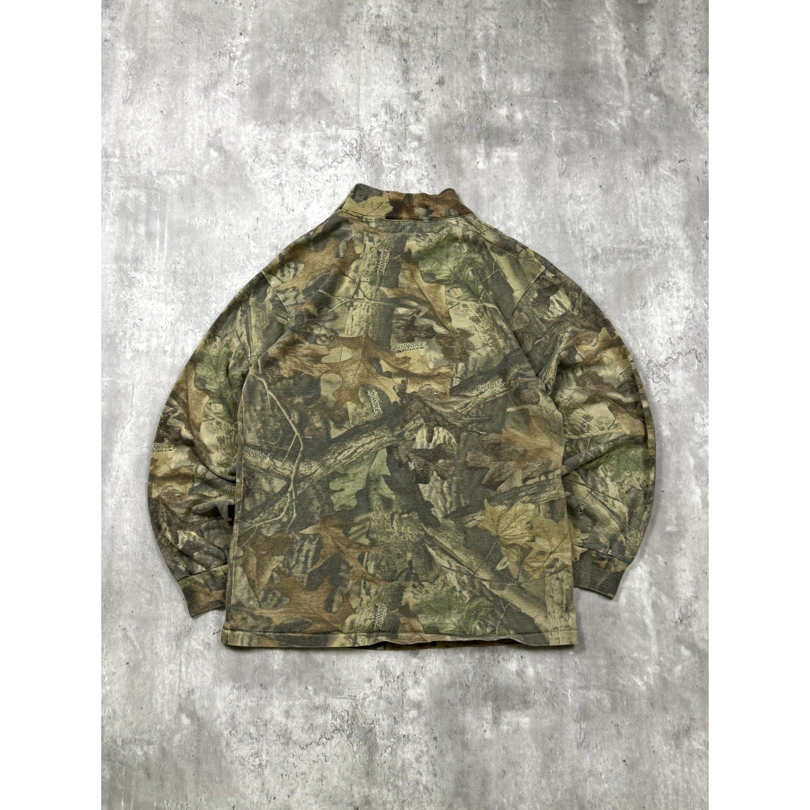 Vintage 90s Advantage Timber Camo Mock Neck Long Sleeve T-Shirt Size Medium