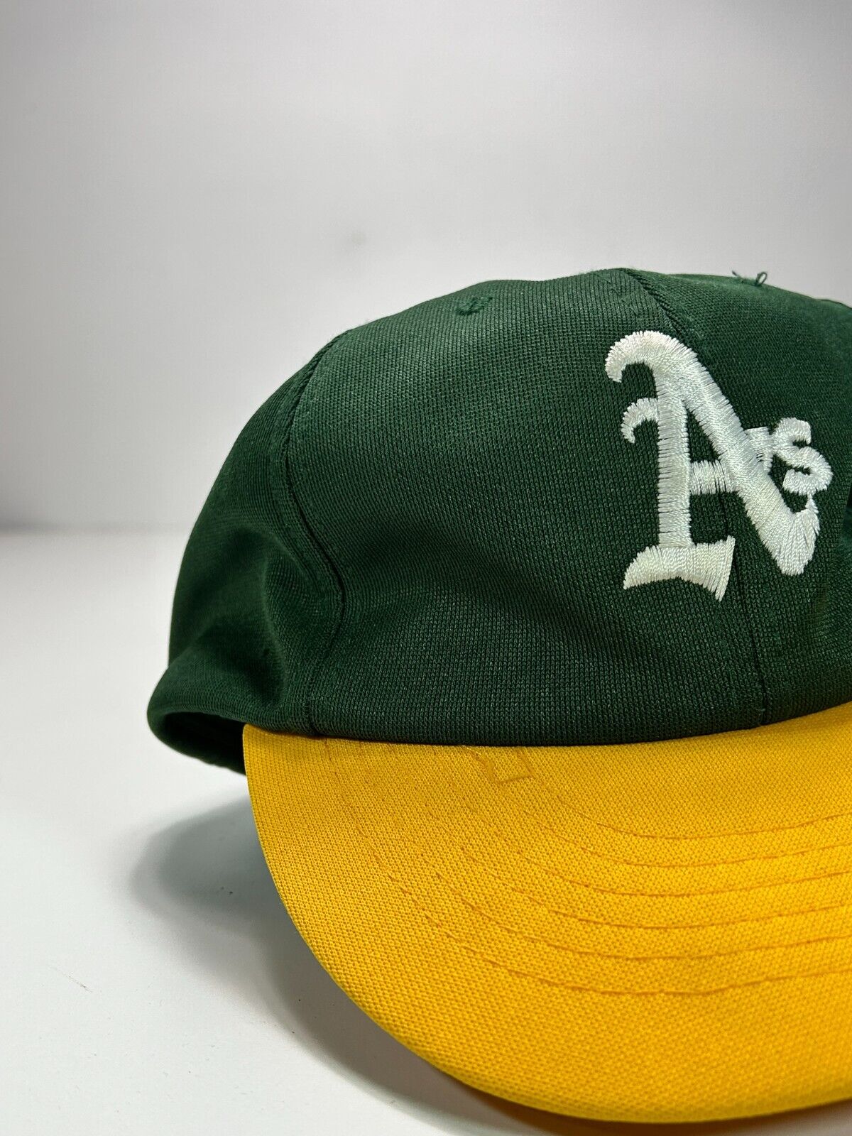 Vintage 80s Oakland Athletic MLB Embroidered Logo Snapback Hat OSFA Green