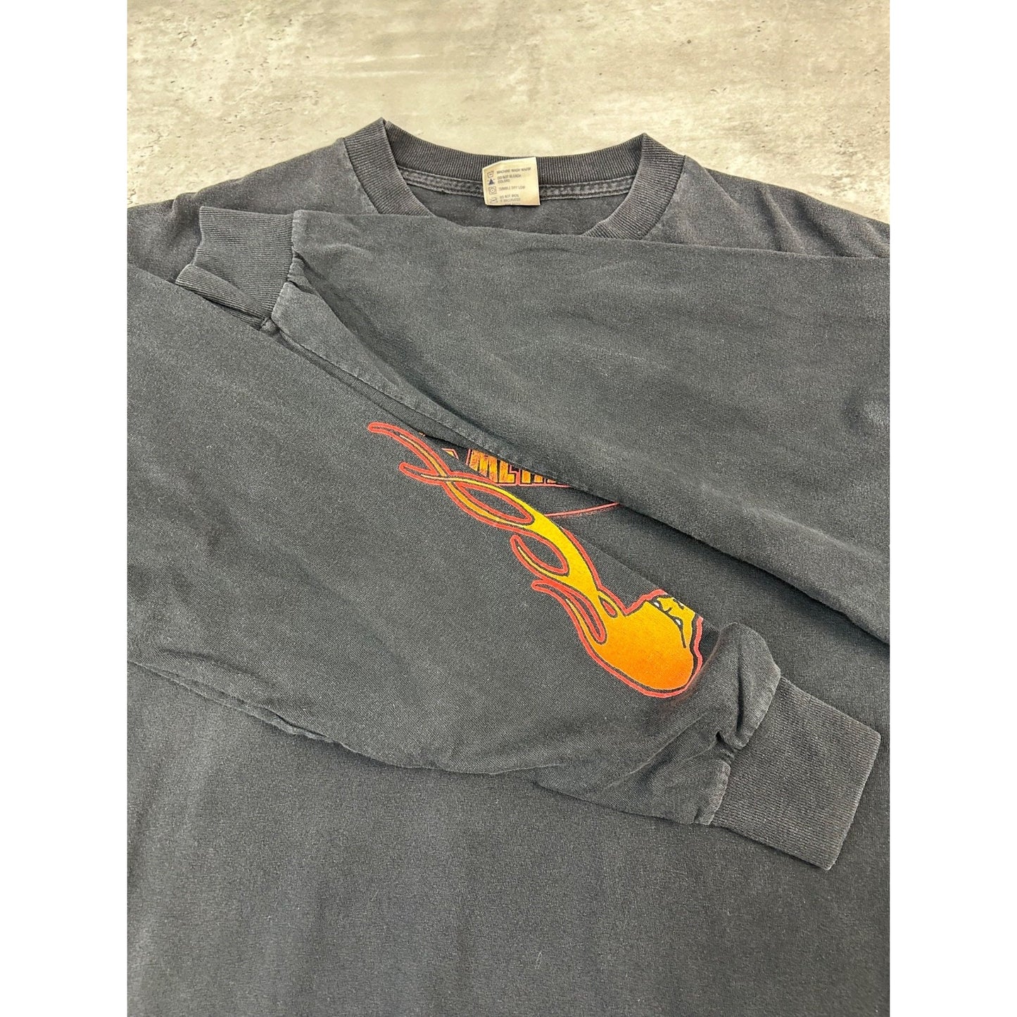 Vintage 90s Metallica Flame Graphic Long Sleeve Rock Music Band T-Shirt Size XL
