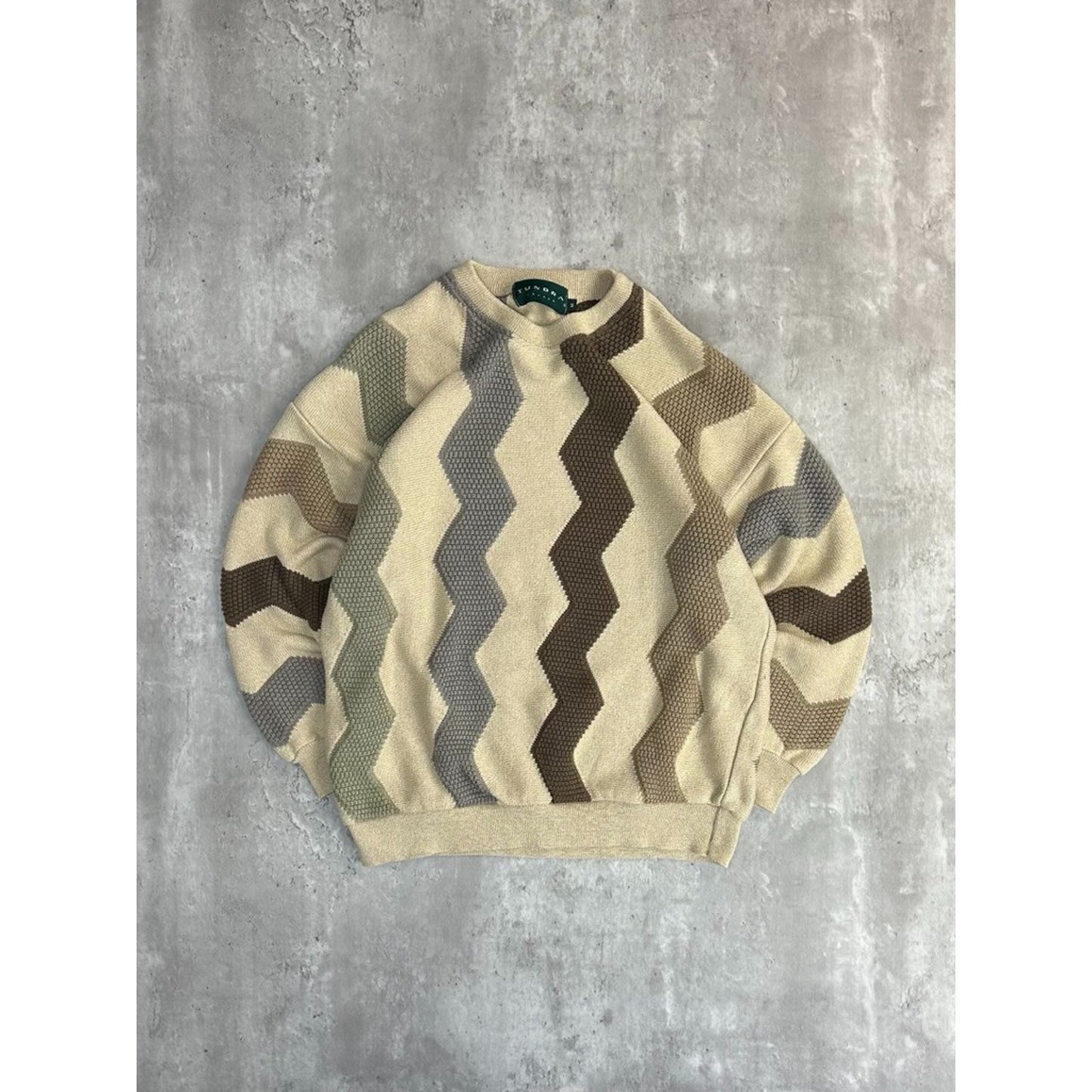 Vintage 90s Tundra Zig Zag Striped Print Pullover Knit Sweater Size Medium
