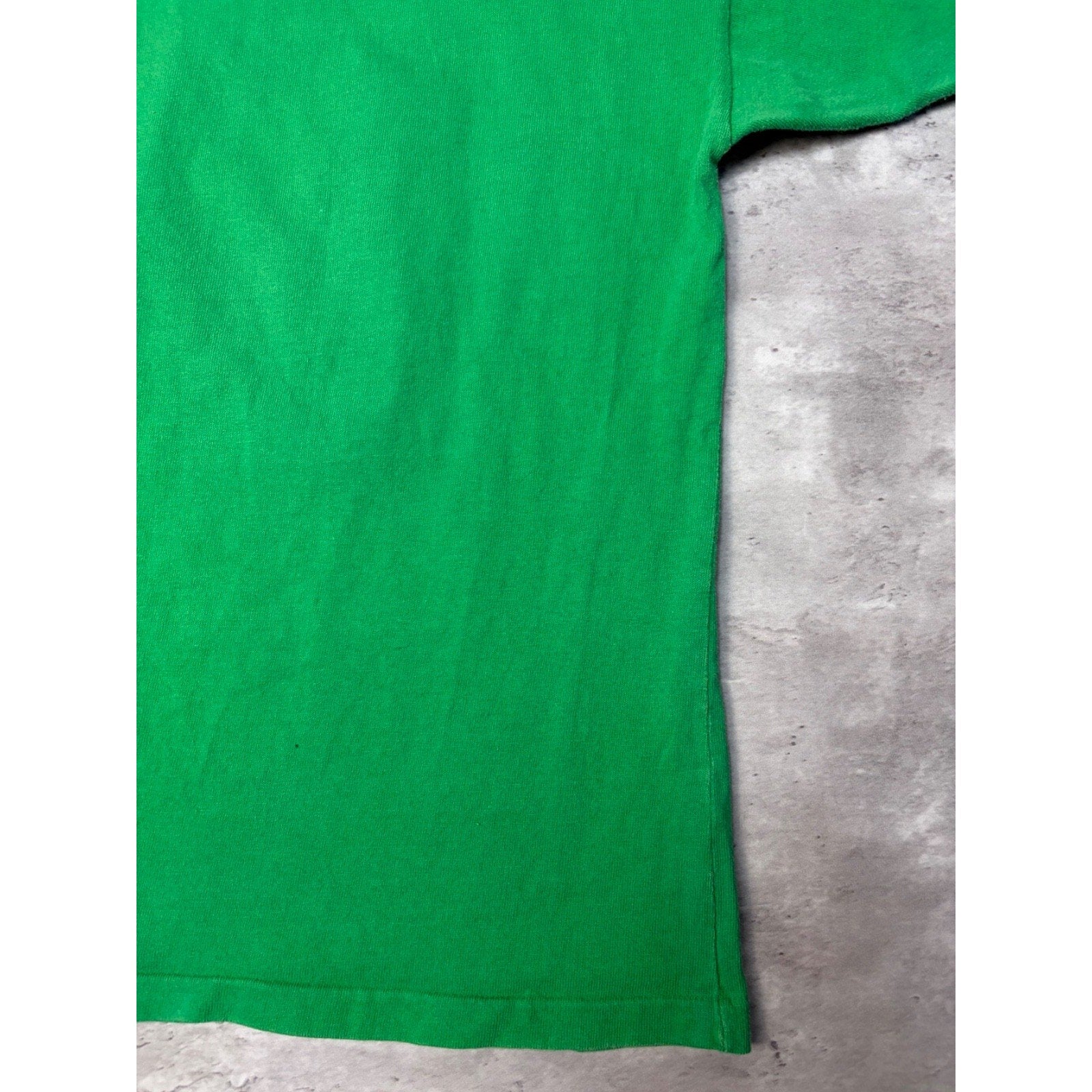 Vintage 90s Boston Celtics NBA Spellout Logo Graphic T-Shirt Size Small YOUTH