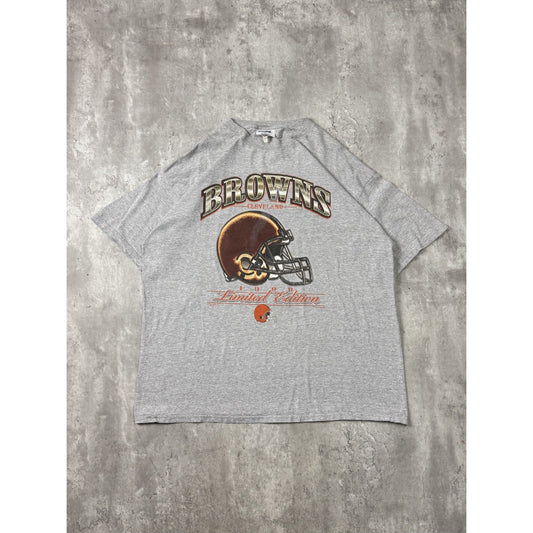 Vintage Cleveland Browns NFL Helmet Graphic Spellout Football T-Shirt Size 2XL