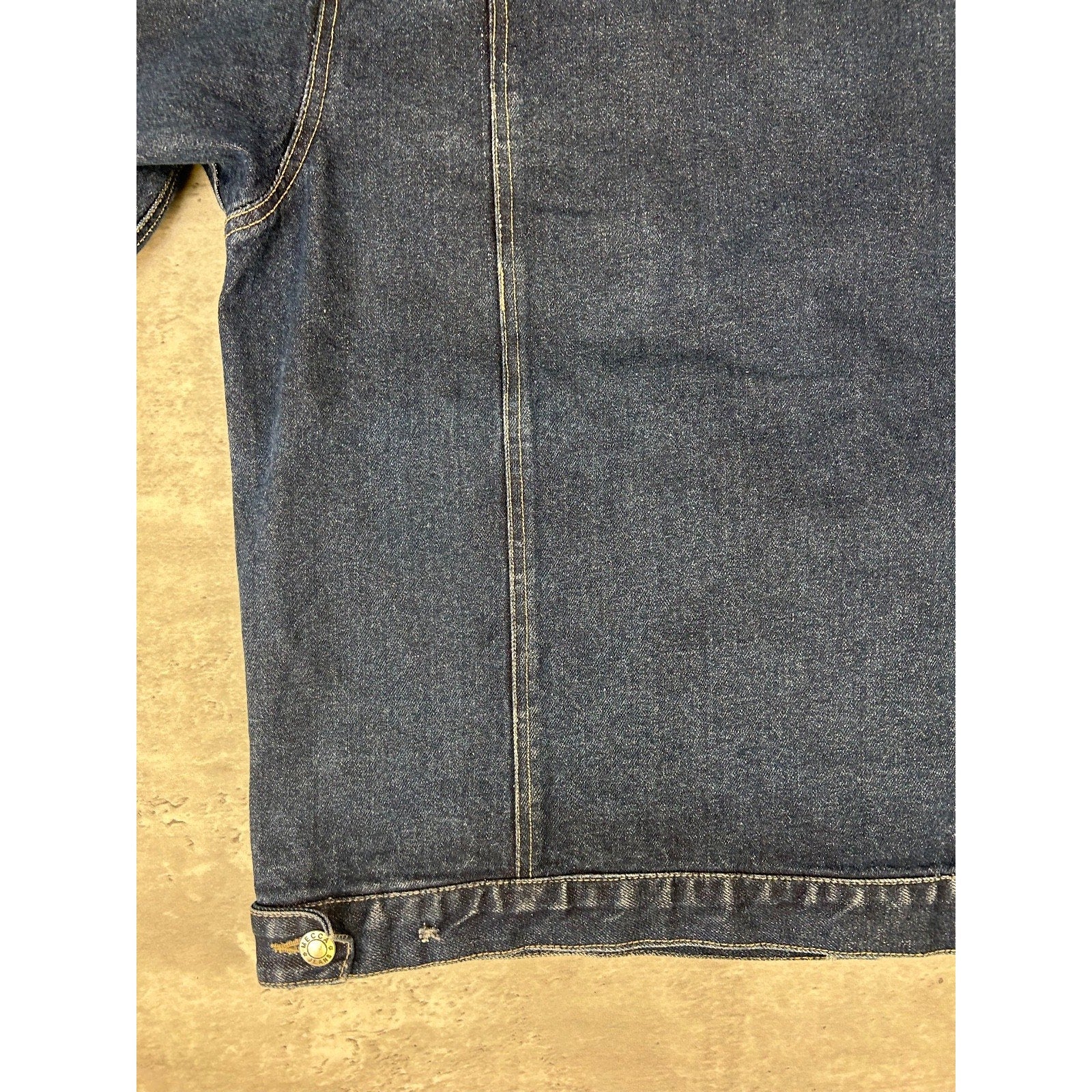 Vintage Y2K Mecca Jeans Dark Wash Denim Trucker Jacket Size Medium
