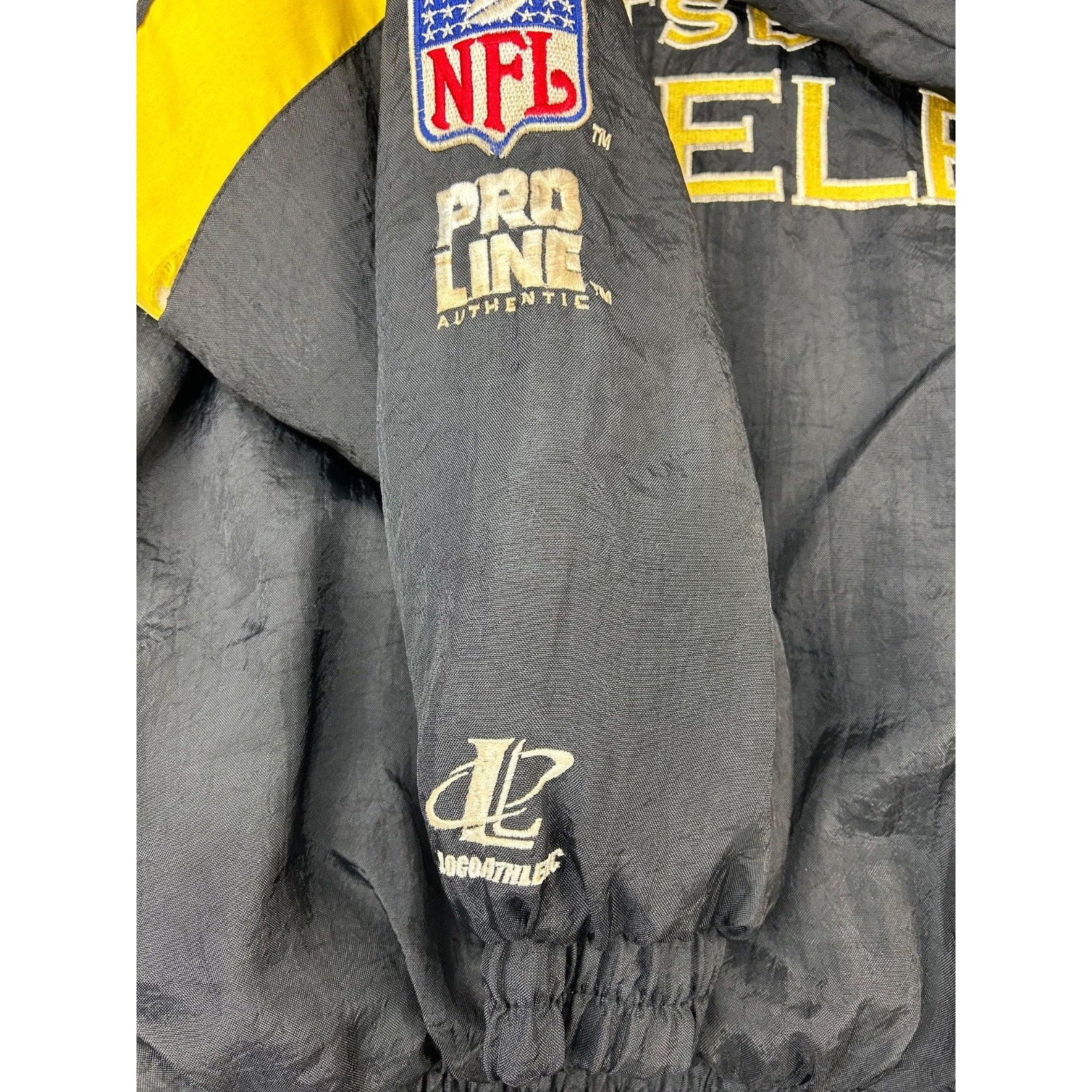 Vintage 90s Pittsburgh Steelers NFL Insulated Full Zip Jacket Size Medium