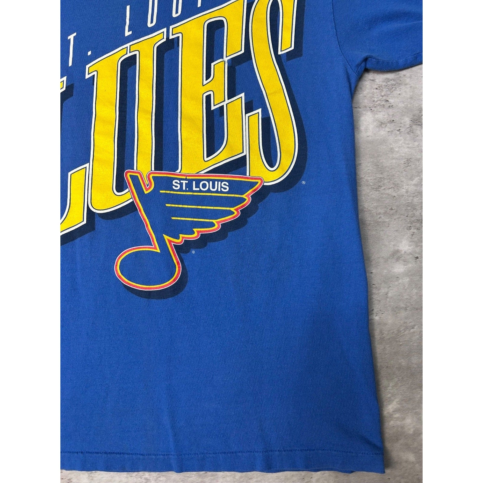 Vintage 90s St Louis Blue NHL Spellout Hockey Graphic T-Shirt Size Medium